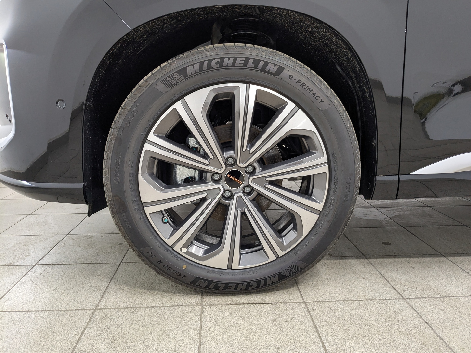 Фото Exeed VX FL President 7S 2.0T/249 8AT 4WD