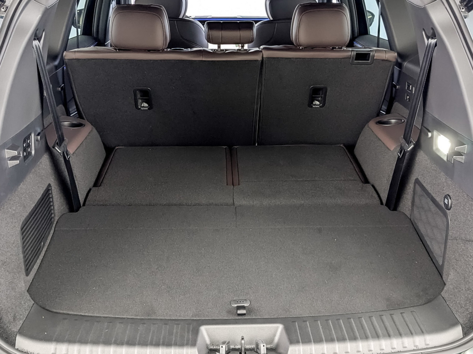 Фото Exeed VX FL President 7S 2.0T/249 8AT 4WD