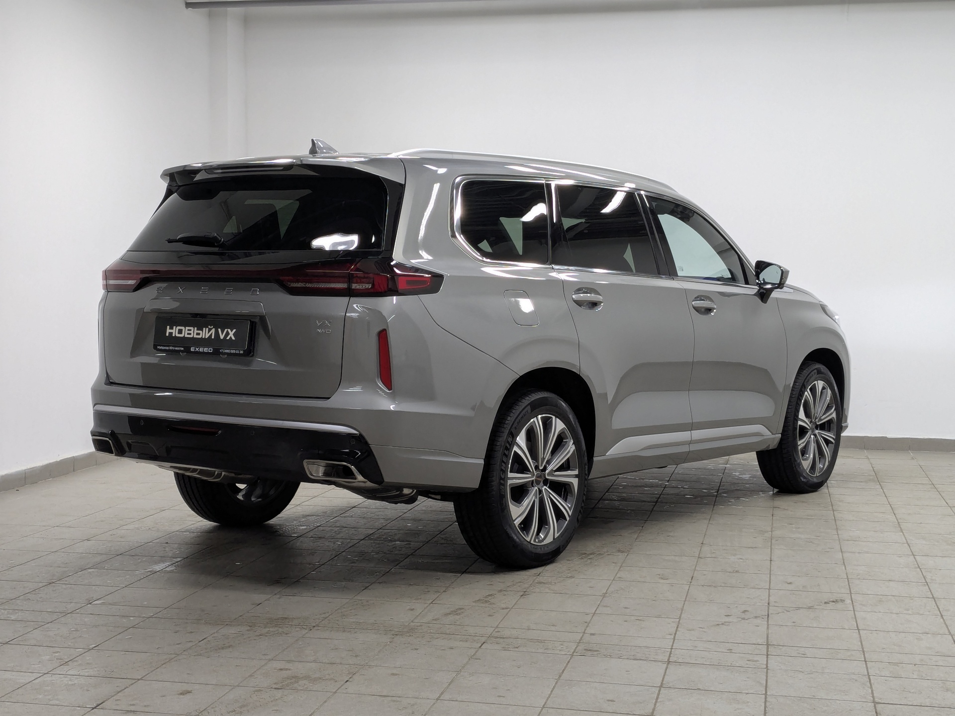 Фото Exeed VX FL Prestige 2.0T/249 8AT 4WD