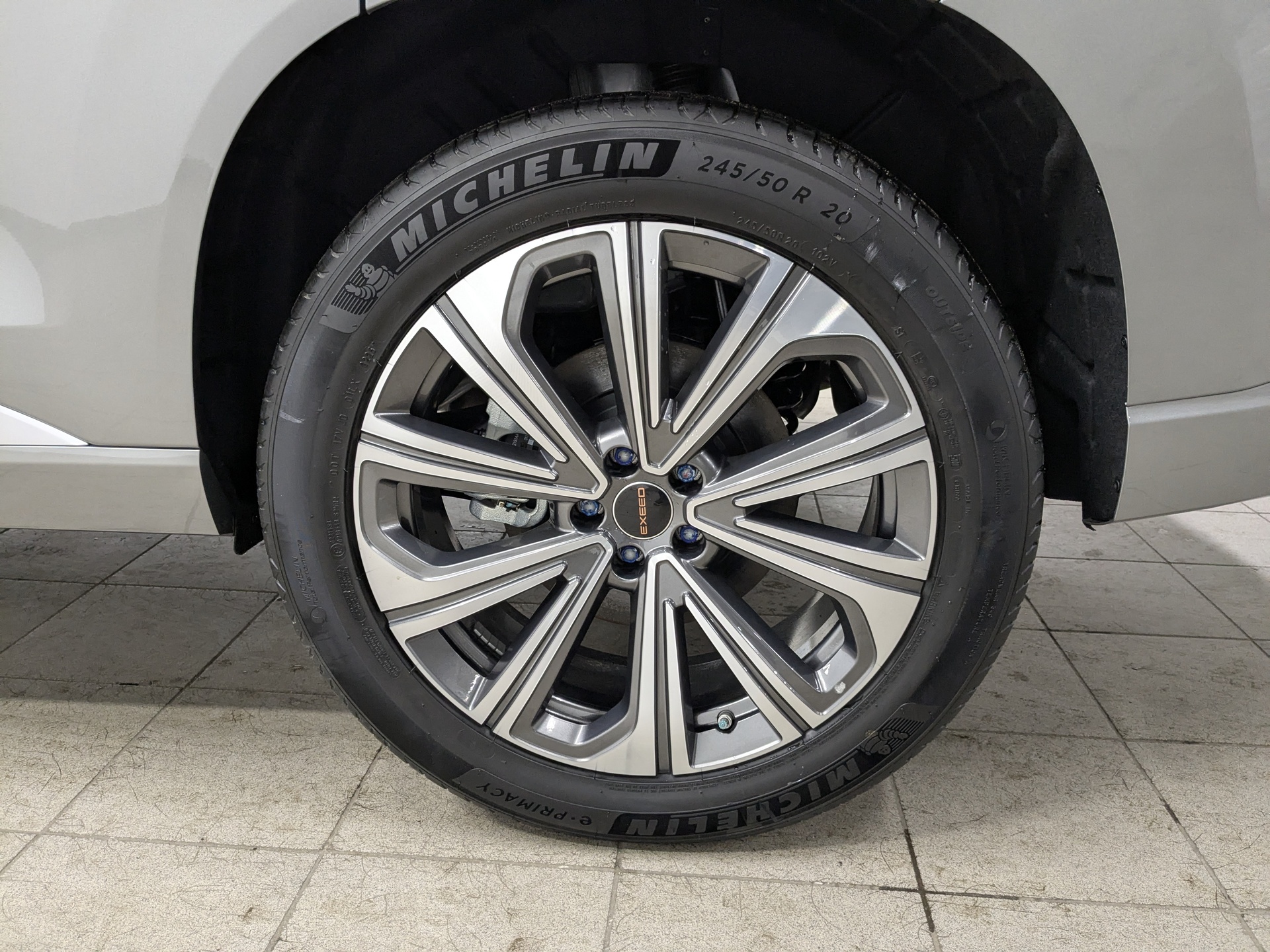 Фото Exeed VX FL Prestige 2.0T/249 8AT 4WD