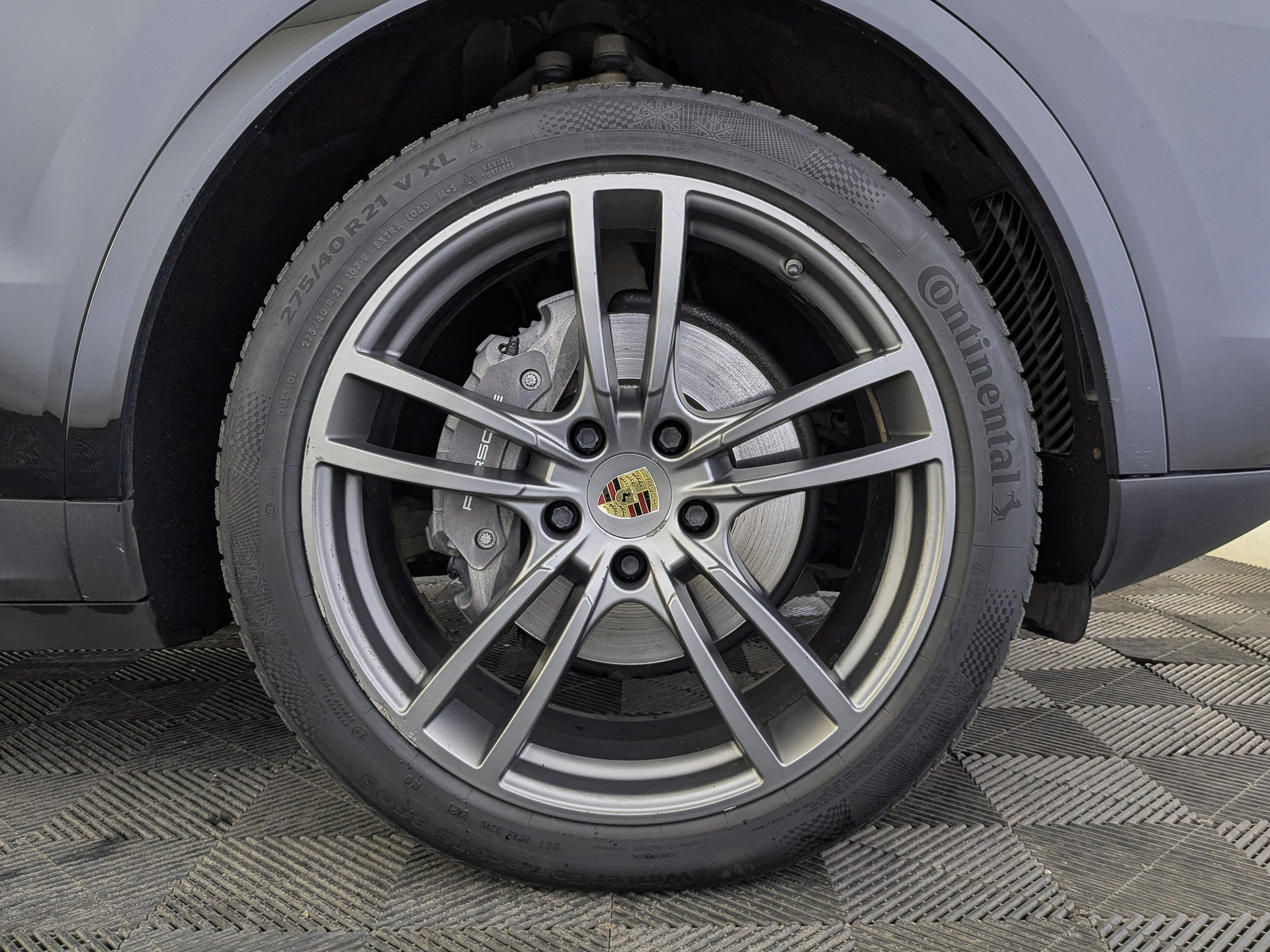 PORSCHE Cayenne 3.00 (340 л.с), автомат, 2018, пробег 250 263 км