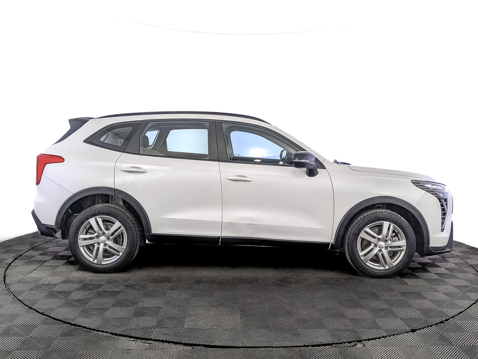 Haval Jolion