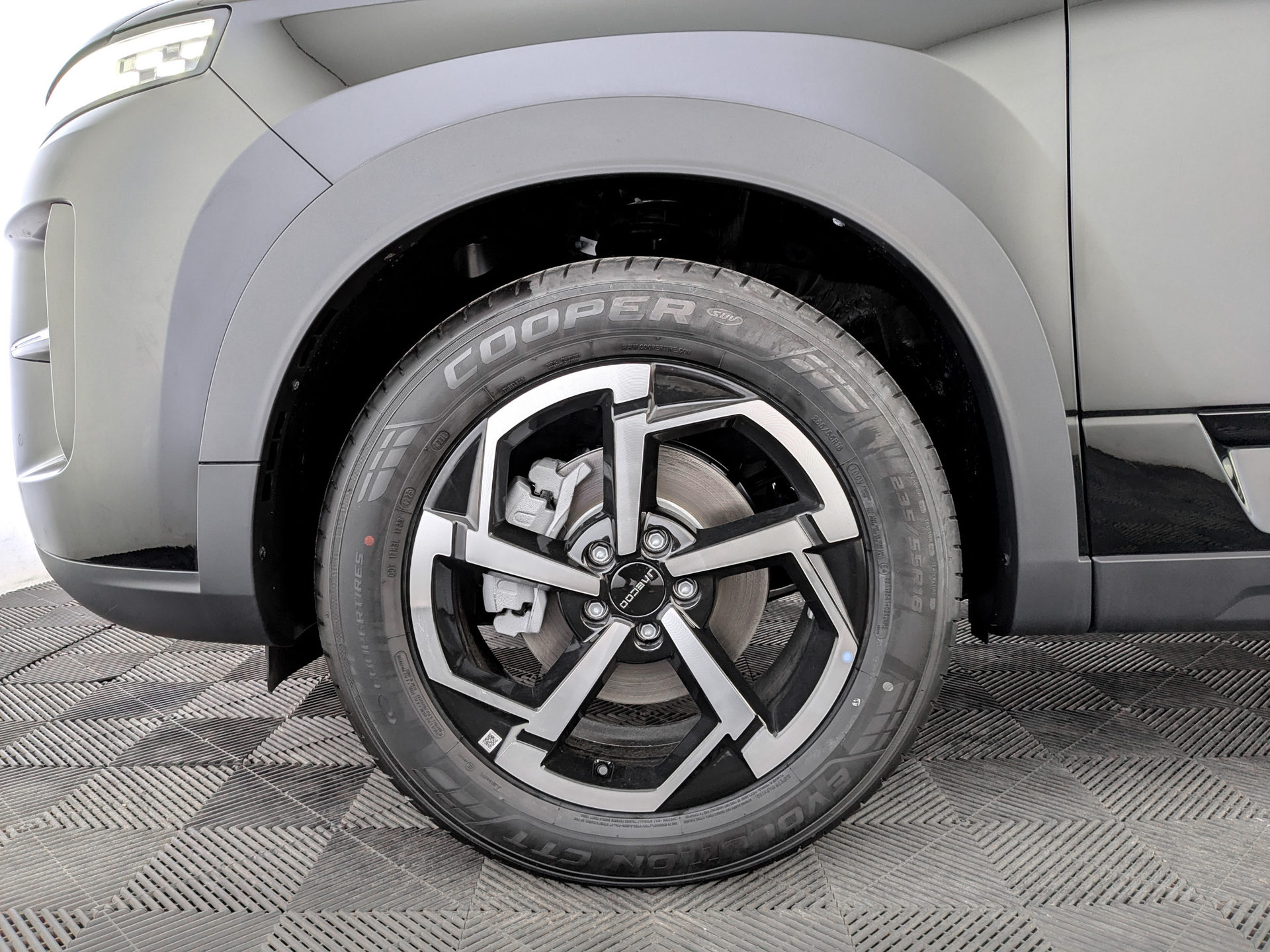 Фото JAECOO J7 Престиж LP FL 1.6T/150 7RT 2WD