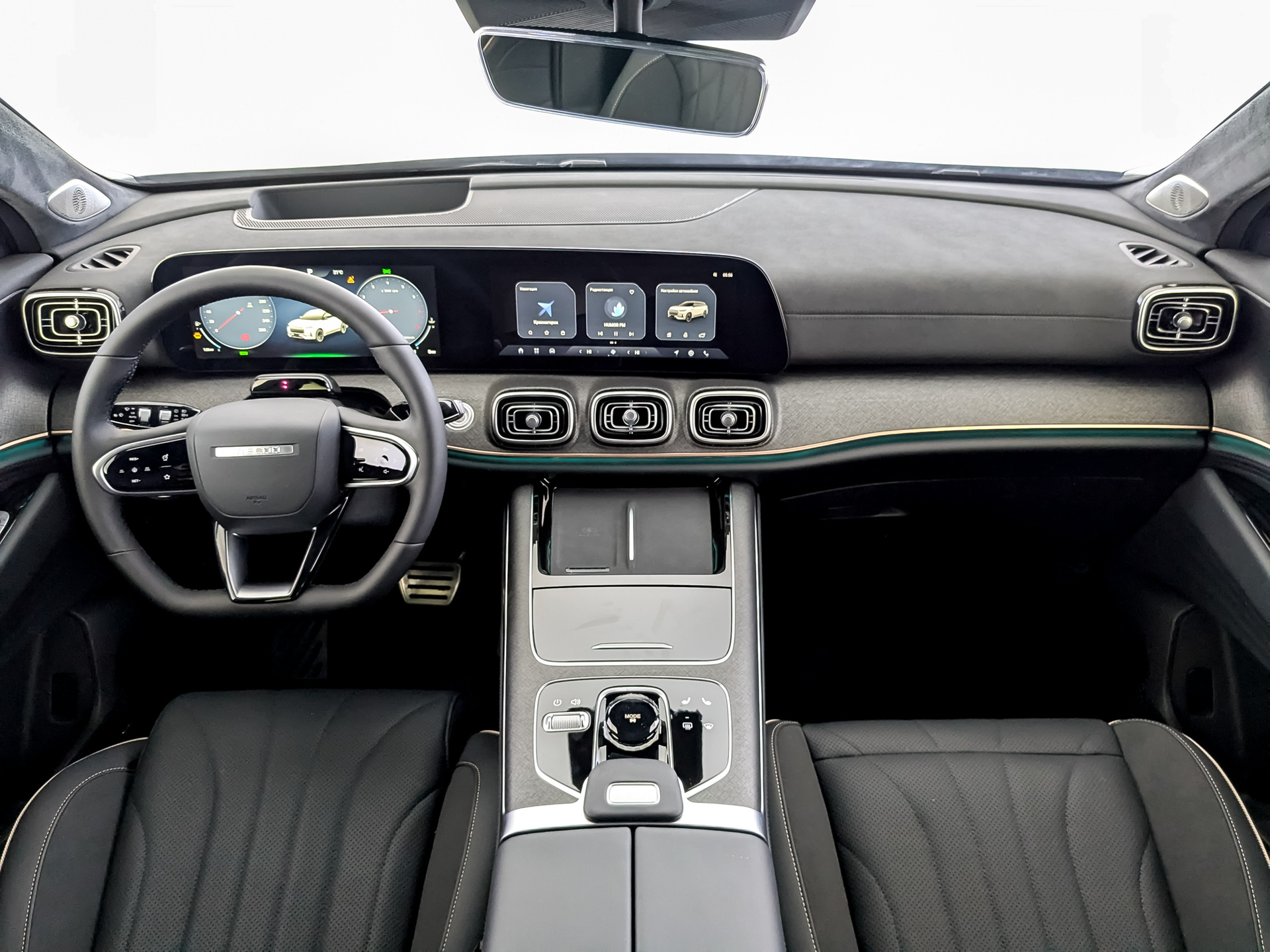 Фото JAECOO J8 Престиж 2.0T/249 7RT 4WD