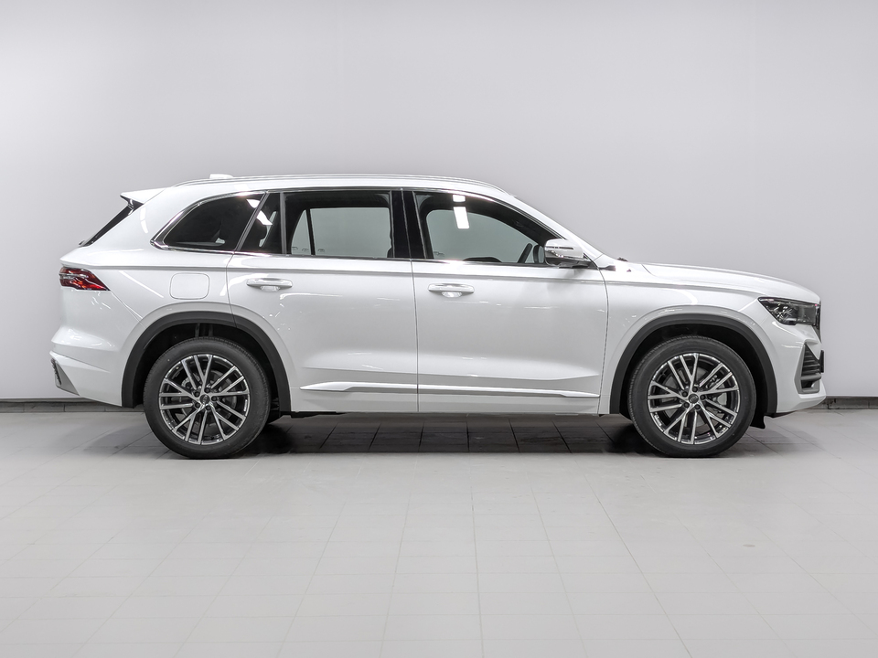 Geely Monjaro Luxury SE 2.0T/238 8AT 4WD