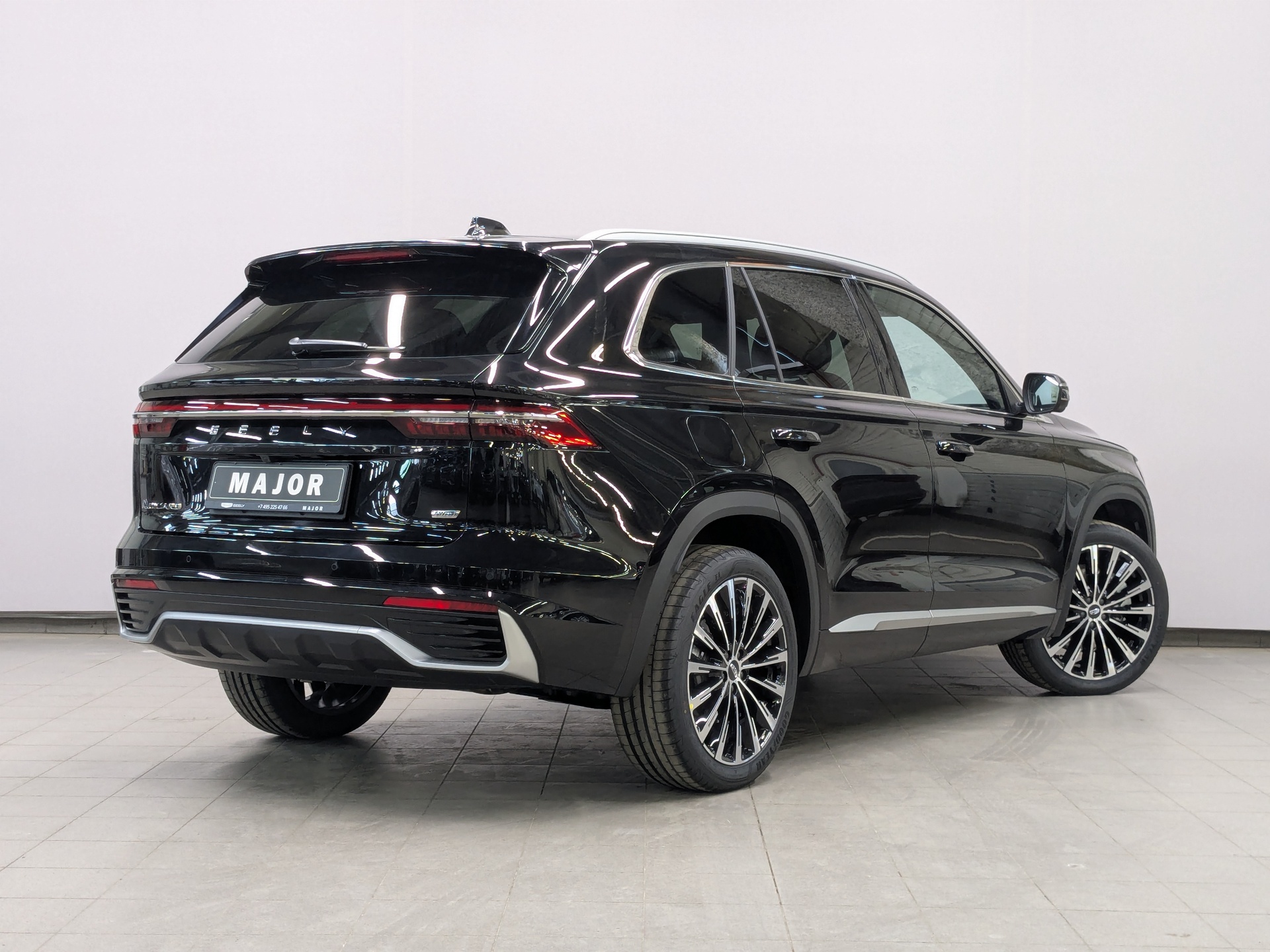 Фото Monjaro Flagship SE 2.0T/238 8AT 4WD