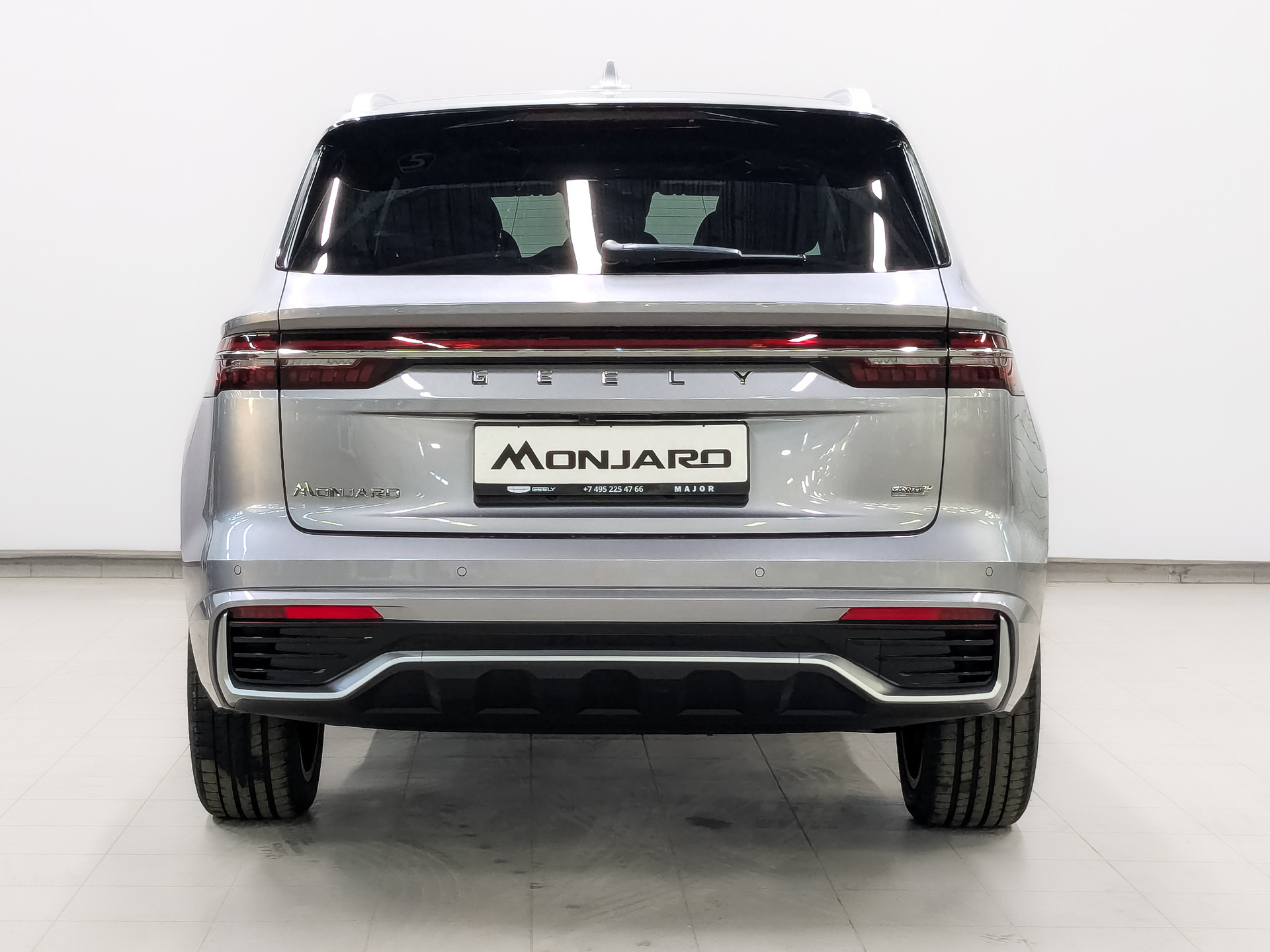Фото Monjaro Flagship SE 2.0T/238 8AT 4WD