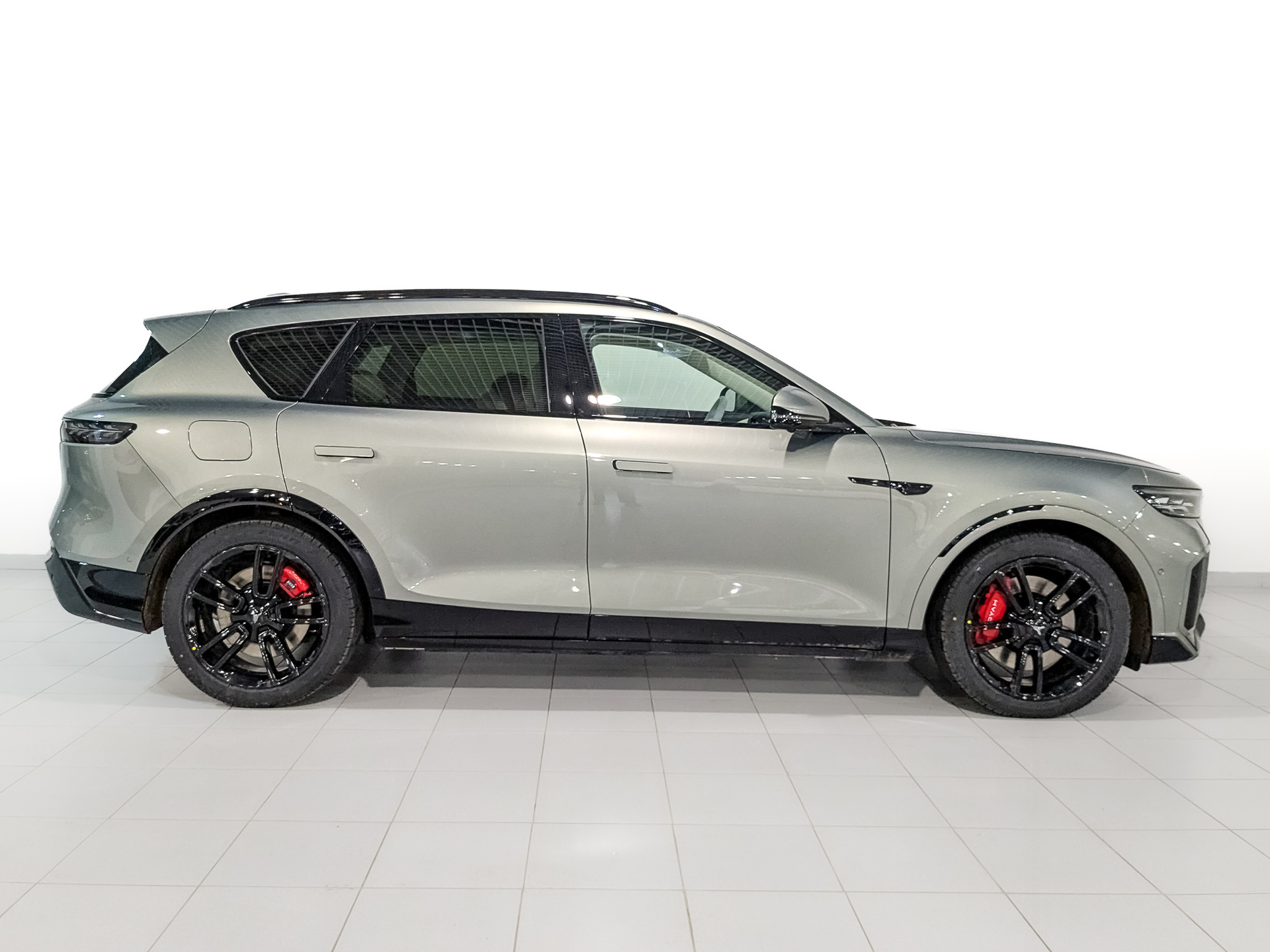 Фото Voyah Free FL EVR SPORT+ 1.5ELH/224 43кВт 4WD