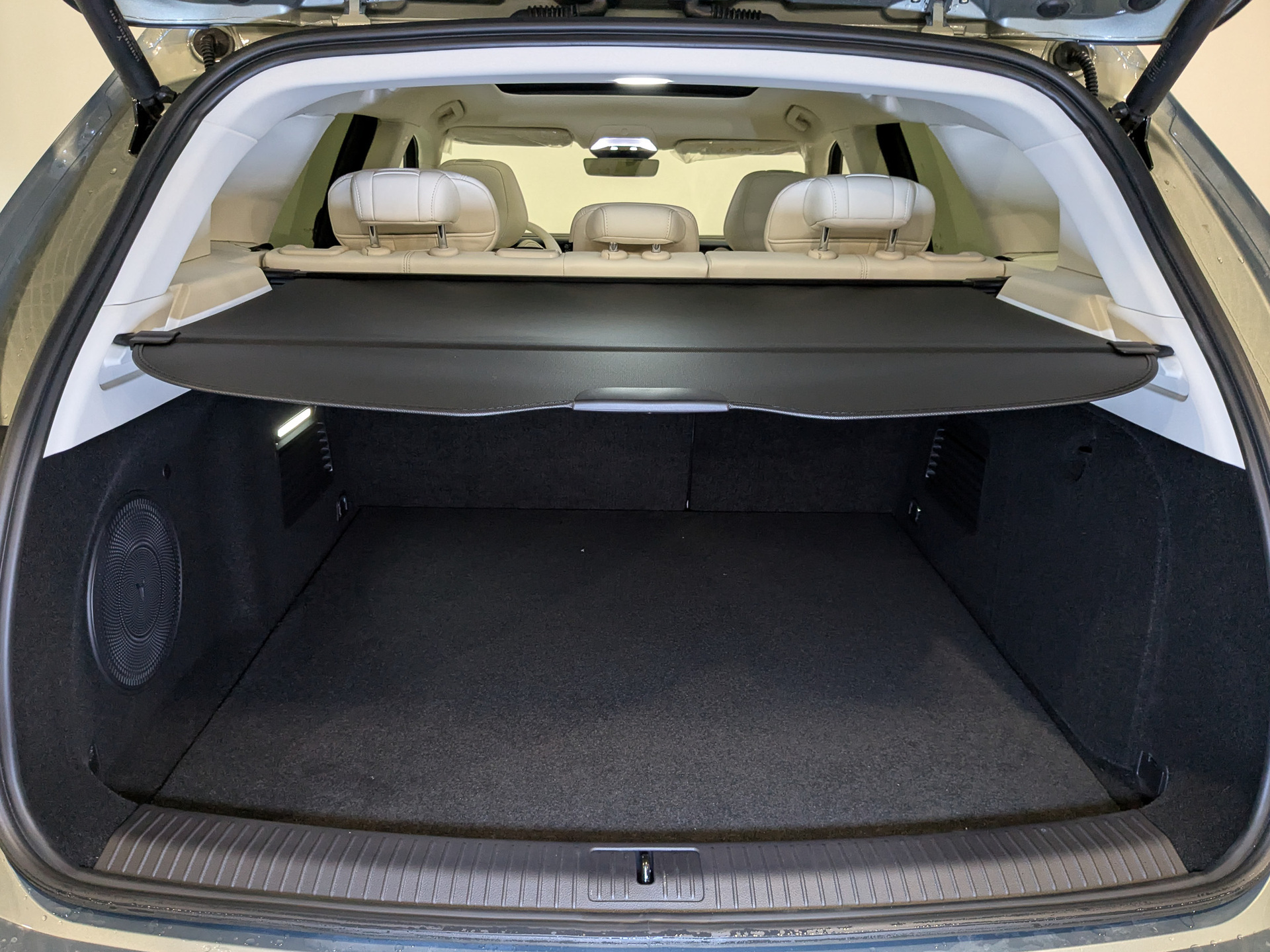 Фото Voyah Free FL EVR SPORT+ 1.5ELH/224 43кВт 4WD