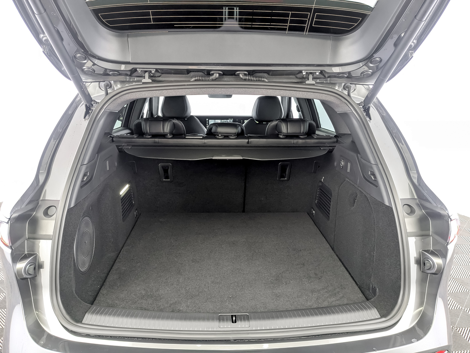 Фото Voyah Free FL EVR SPORT+ 1.5ELH/224 43кВт 4WD
