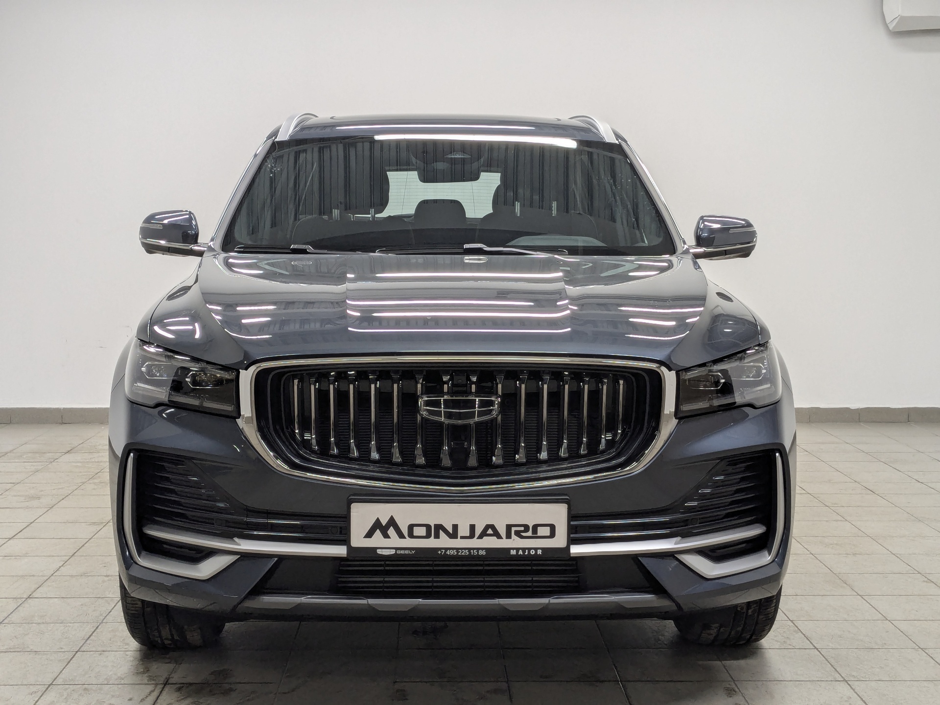 Фото Geely Monjaro Luxury SE 2.0T/238 8AT 4WD