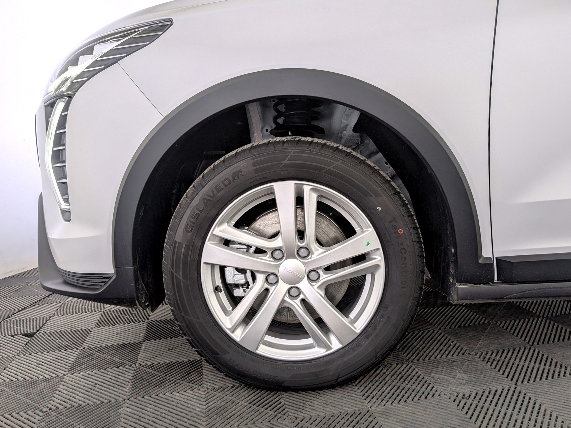 Фото Haval Jolion Оптимум 1.5T/143 7RT 2WD