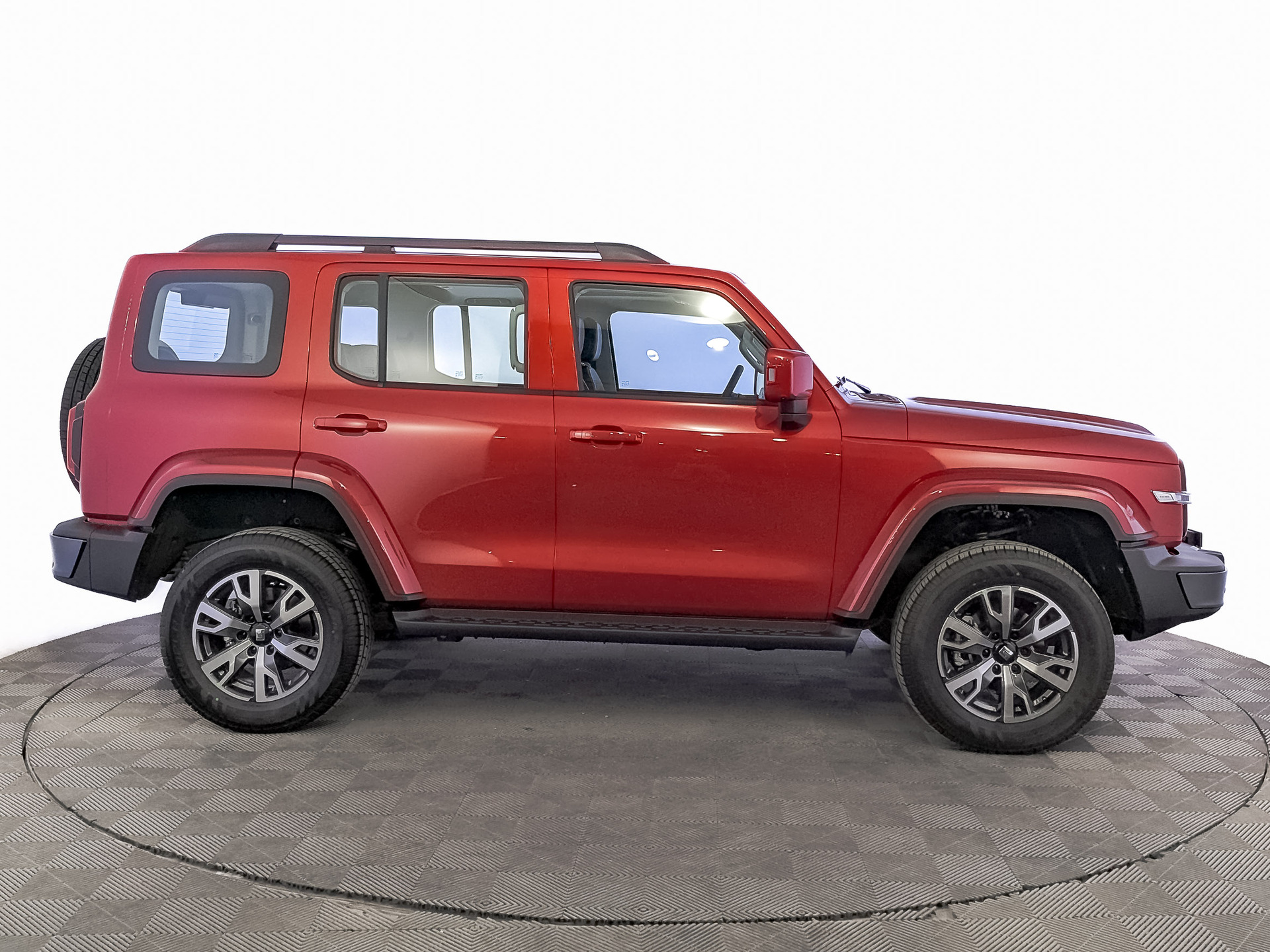 Фото Tank 300 Сити Драйв (City Adventure) 2.0T/218 8AT 4WD