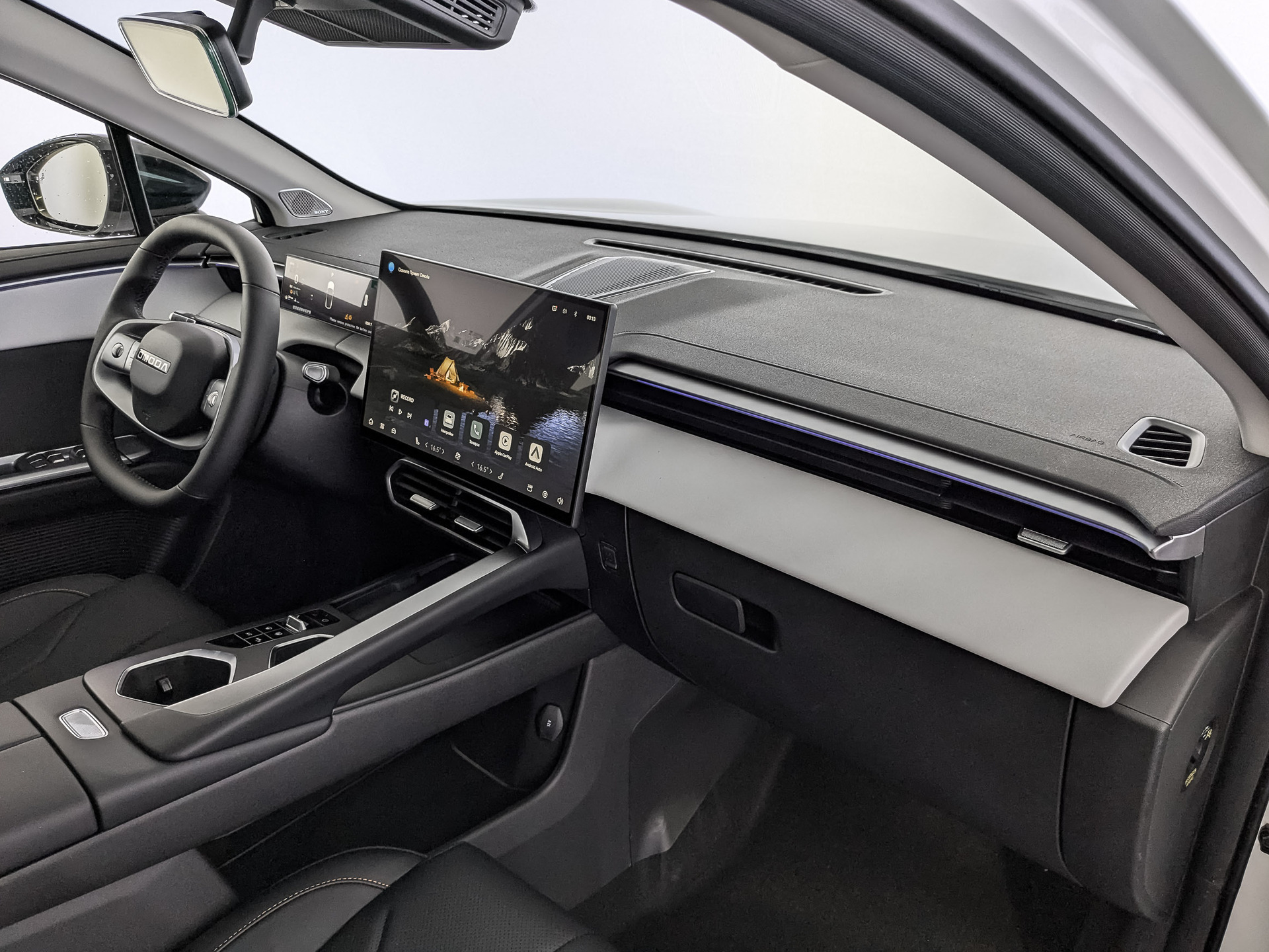 Фото Omoda C5 Стиль NG 1.5T/147 7RT 4WD