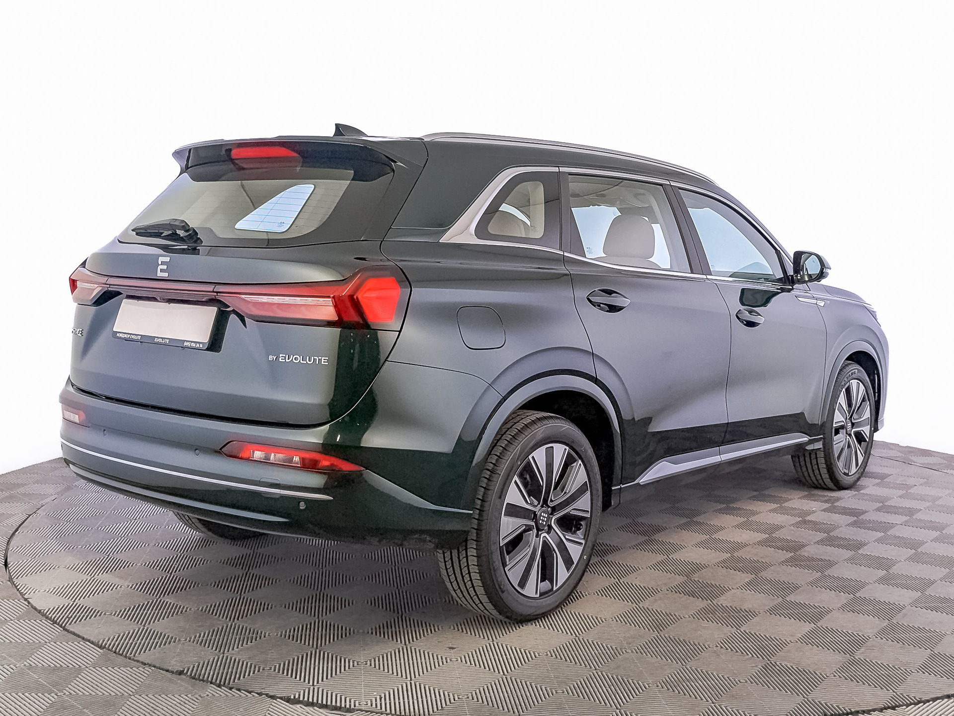 Фото Evolute i-SPACE 5 мест 1.5ELH/95 25кВт FWD