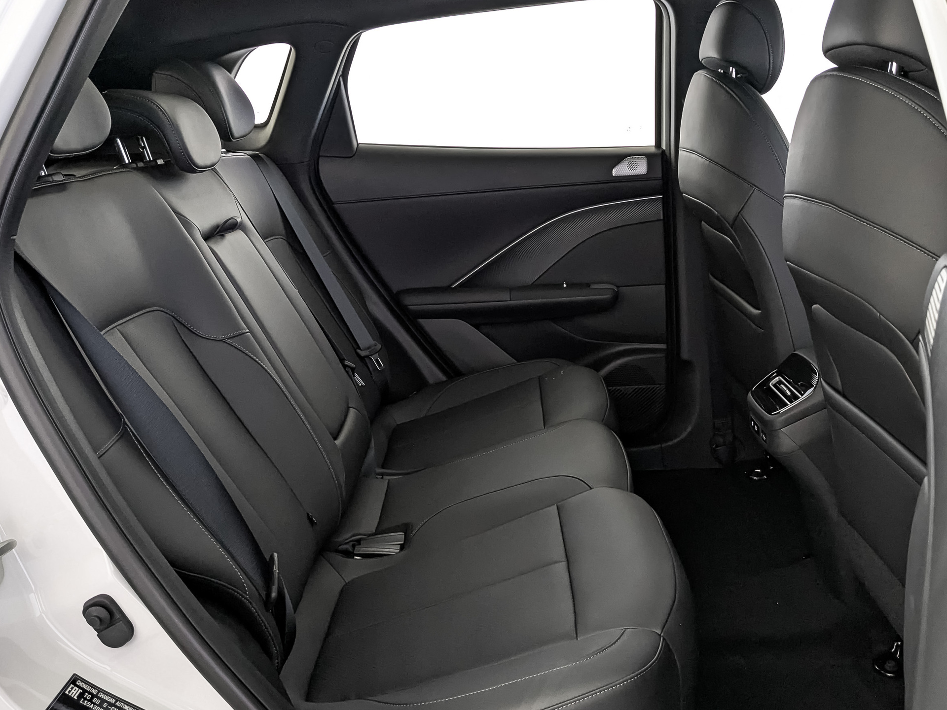Фото Changan UNI-S II Техно 1.5T/181 7RT Полный привод