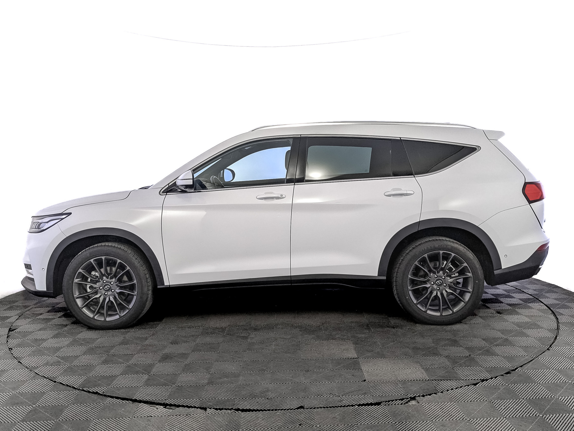 Фото DongFeng DFSK Fengon ix7 Luxury 2.0T/220 6AT 4WD