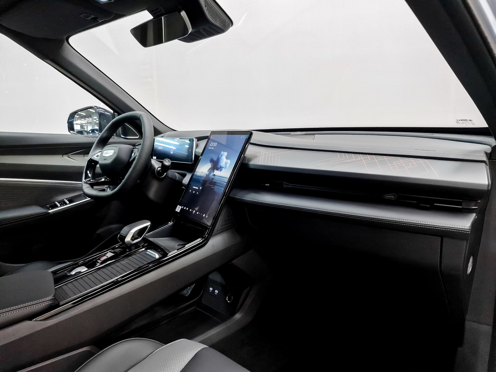 Фото Geely Cityray (G426) Luxury 1.5T/147 7RT 2WD
