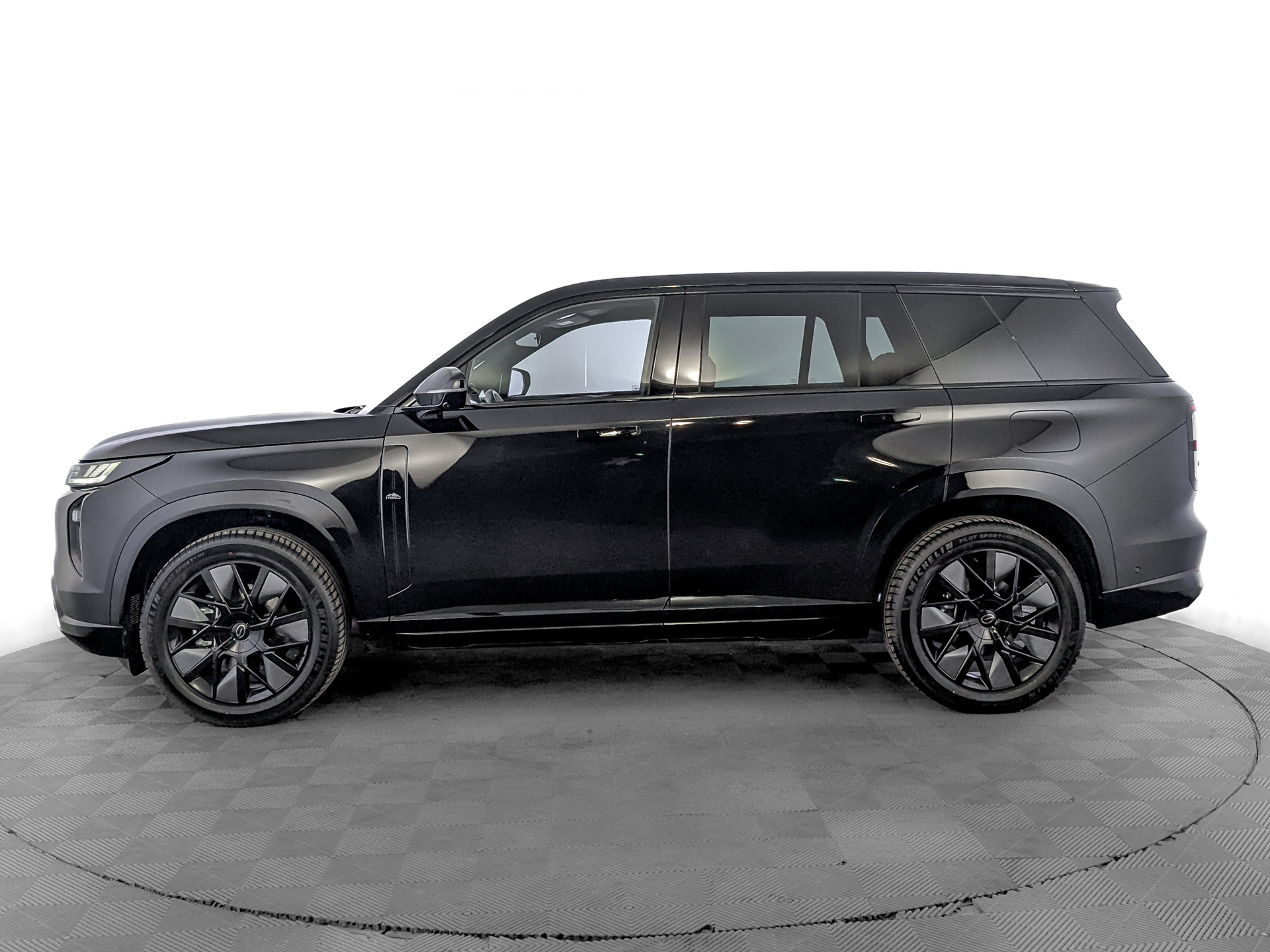Фото GAC S7 SX Premium 1.5ELH/122 36.3кВт 4WD