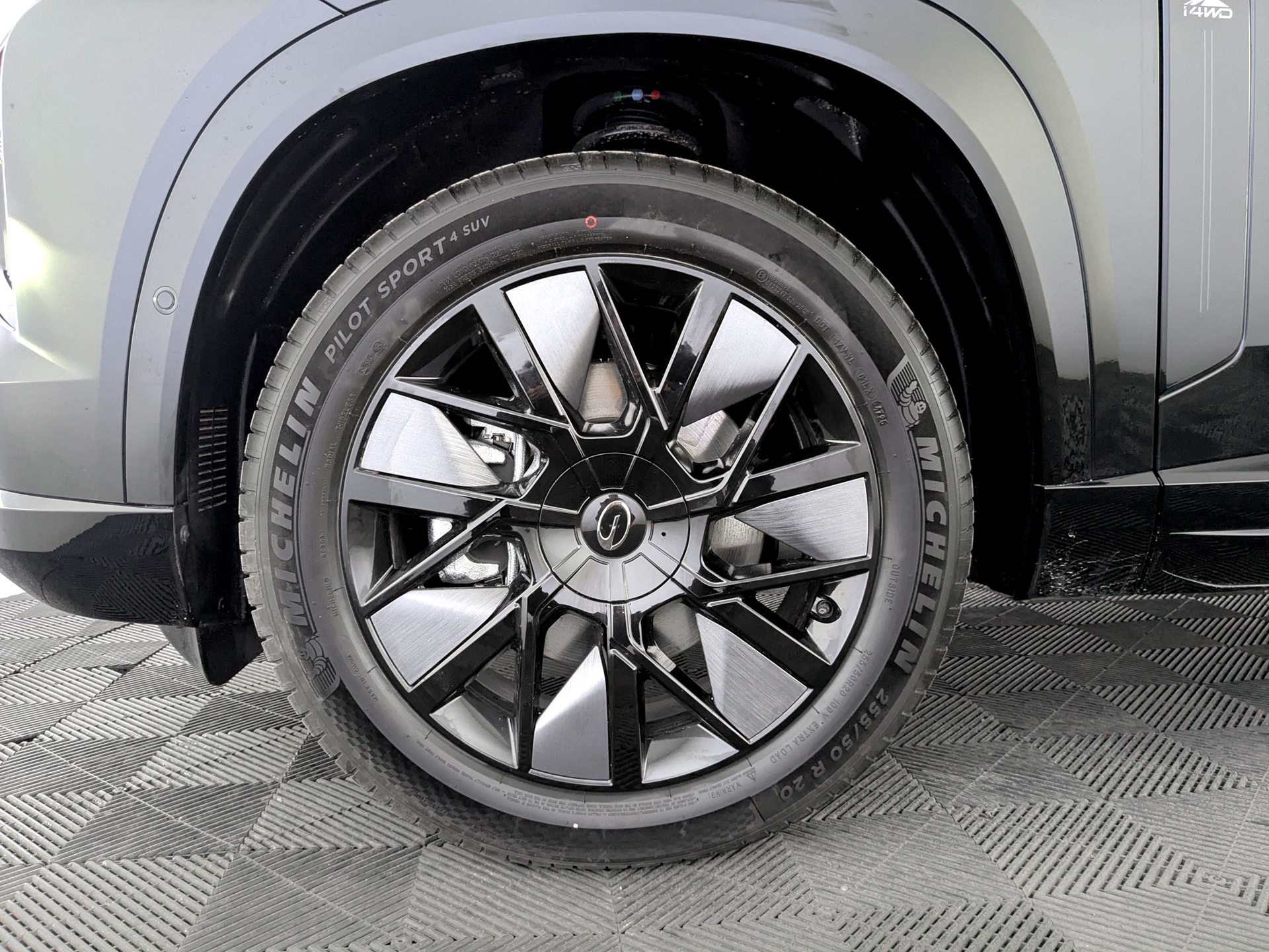 Фото GAC S7 SX Premium 1.5ELH/122 36.3кВт 4WD