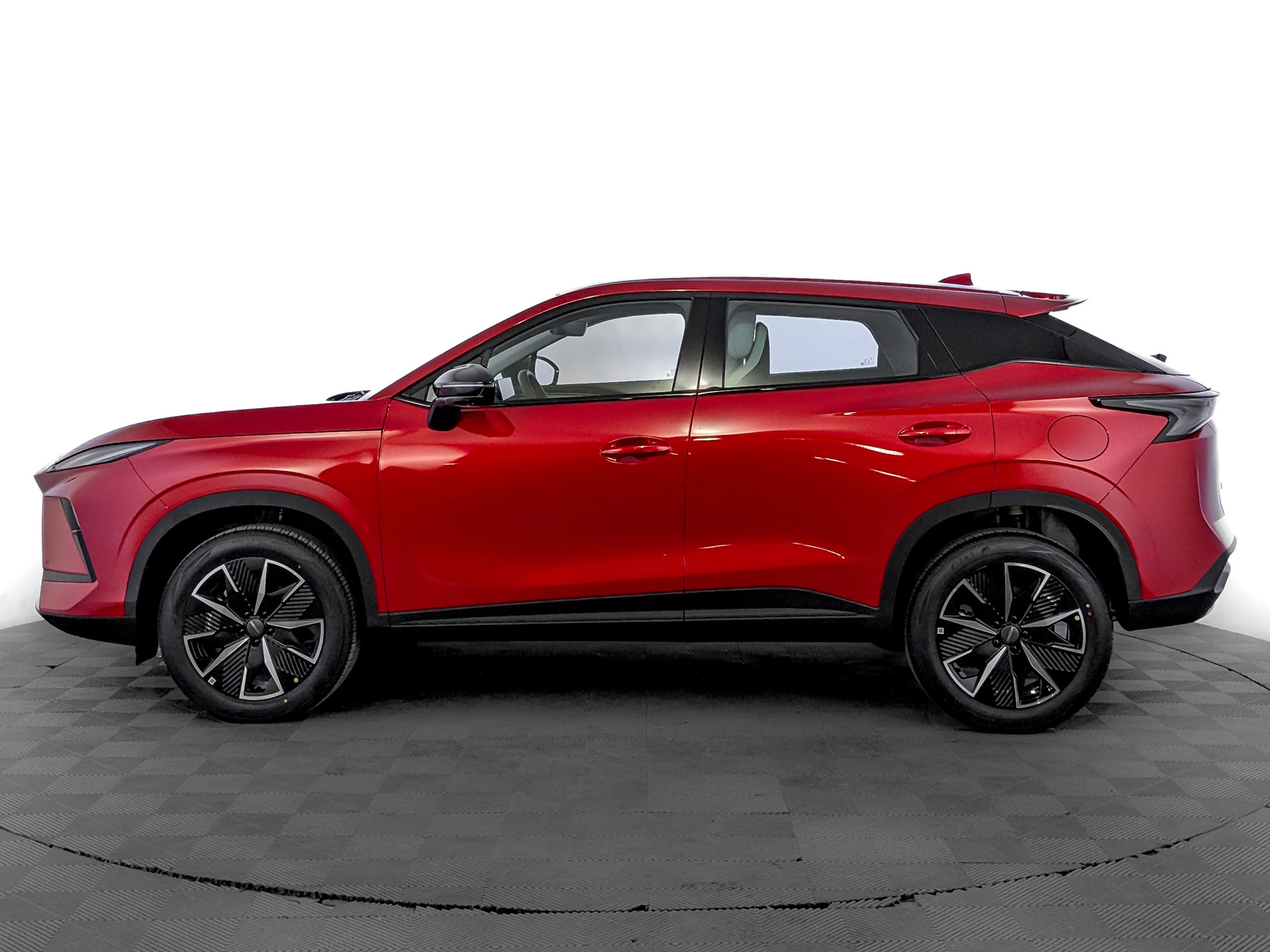 Фото Omoda C5 Стиль NG 1.5T/147 7RT 4WD