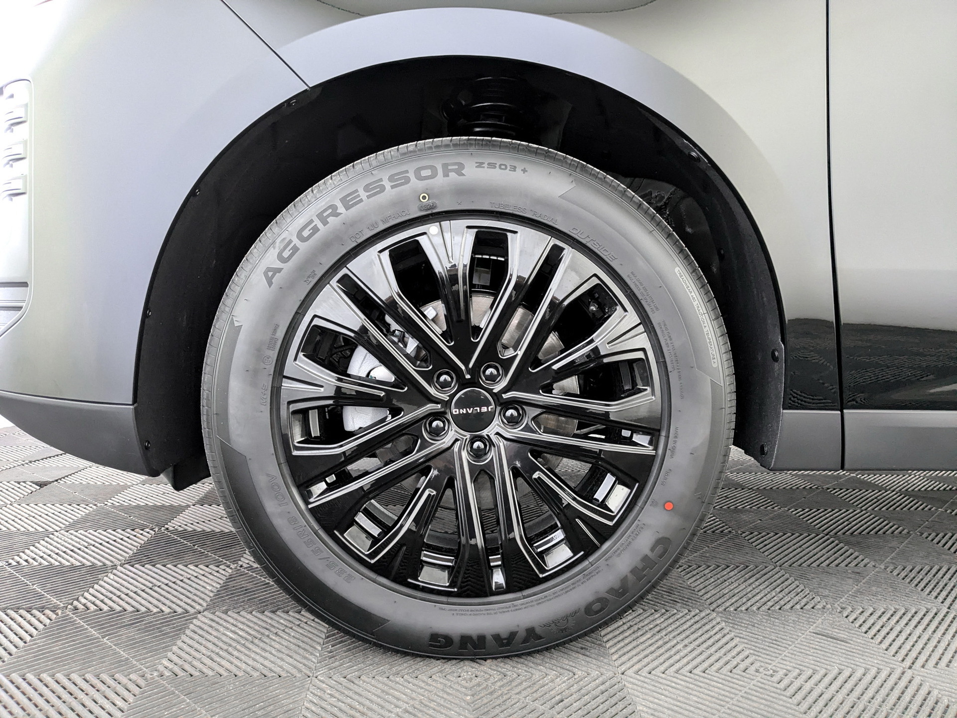 Фото Jeland J6 Комфорт 1.5T/147 6RT 2WD