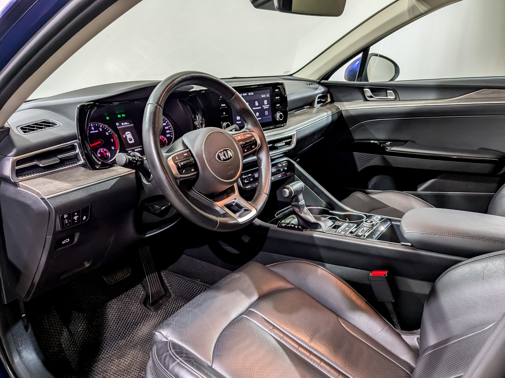 KIA K5 2.50 (194 л.с), автомат, 2021, пробег 64 270 км