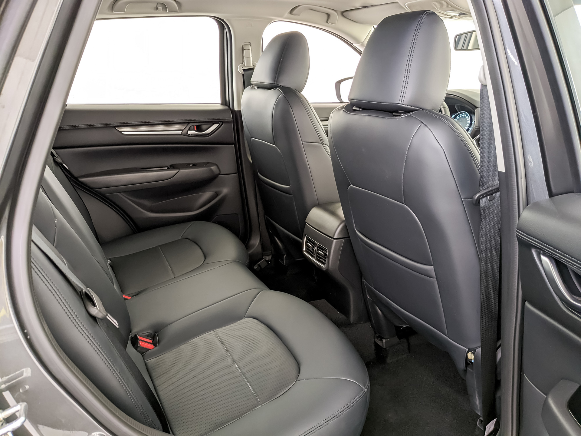Фото Mazda CX-5 Supreme 2.0L/155 6AT 2WD