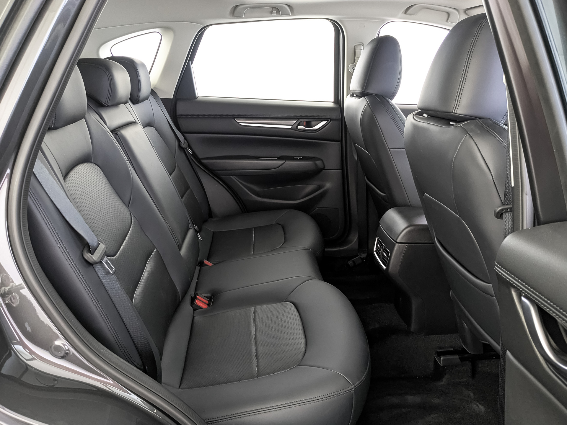 Фото Mazda CX-5 Supreme 2.0L/155 6AT 2WD