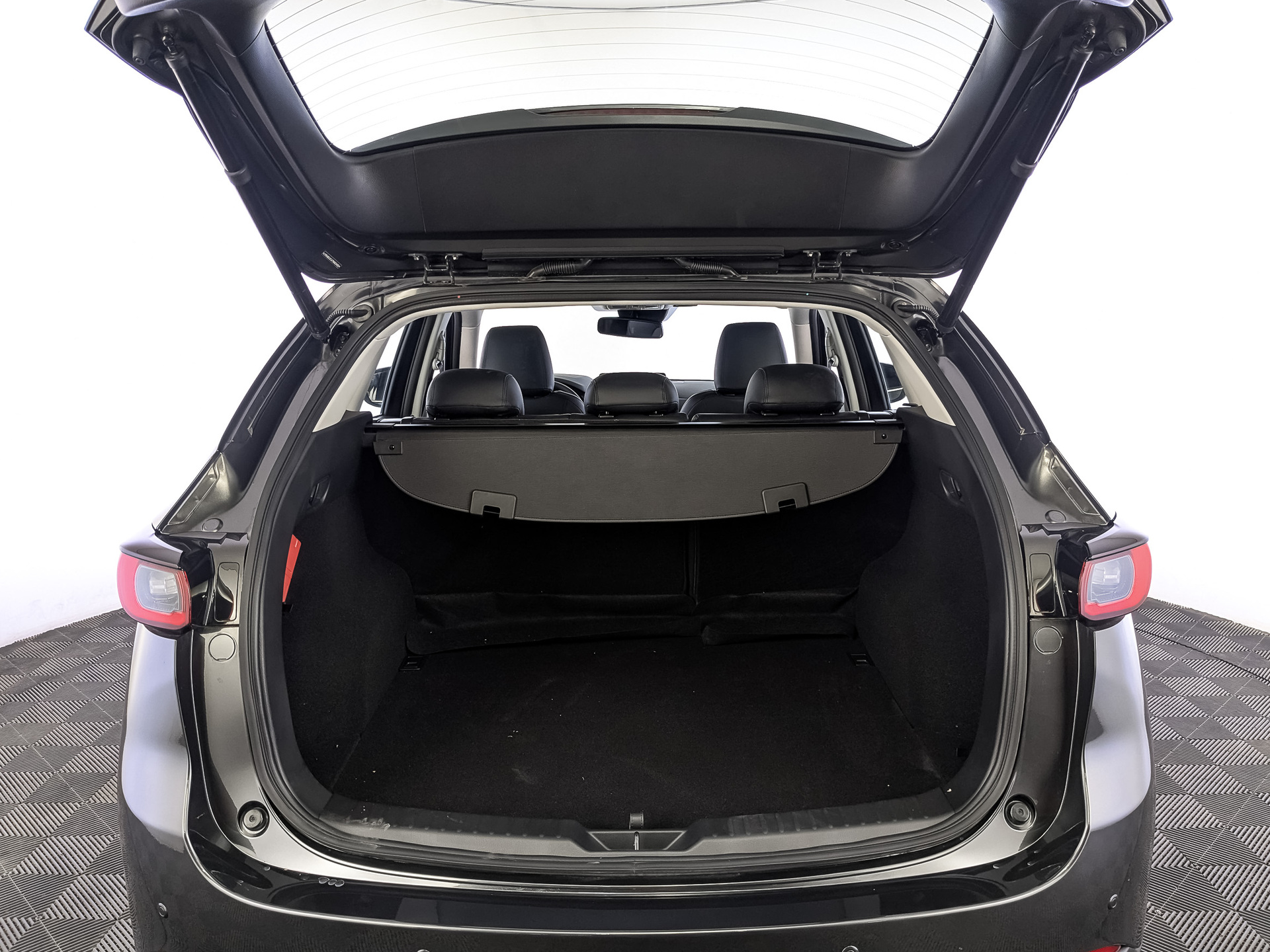 Фото Mazda CX-5 Supreme 2.0L/155 6AT 2WD