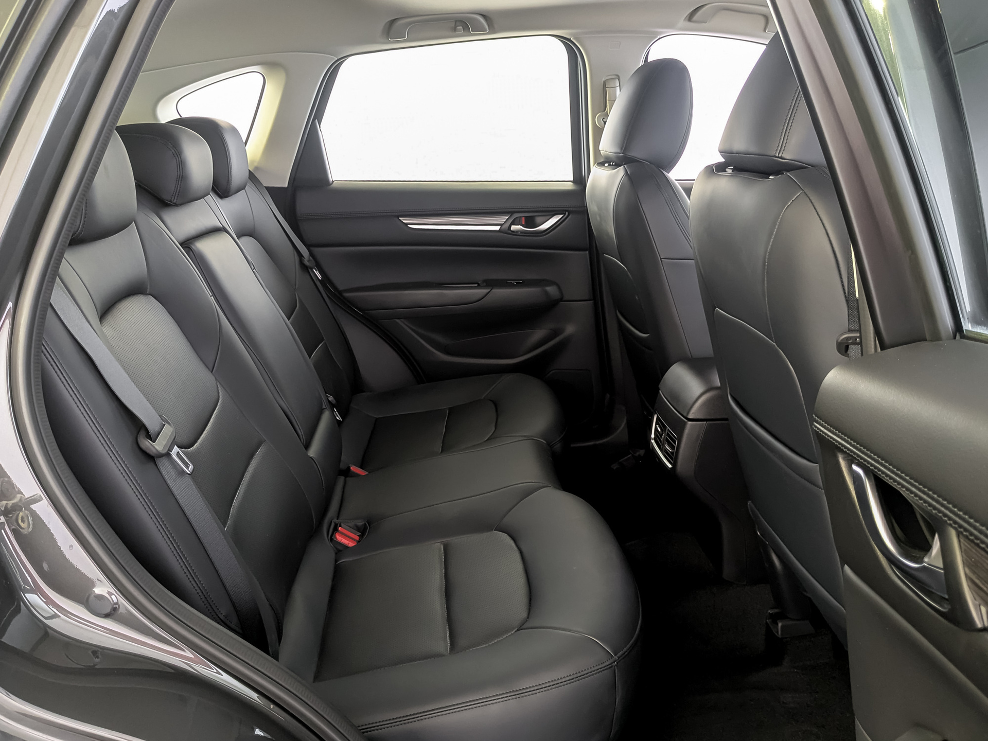 Фото Mazda CX-5 Supreme 2.0L/155 6AT 2WD