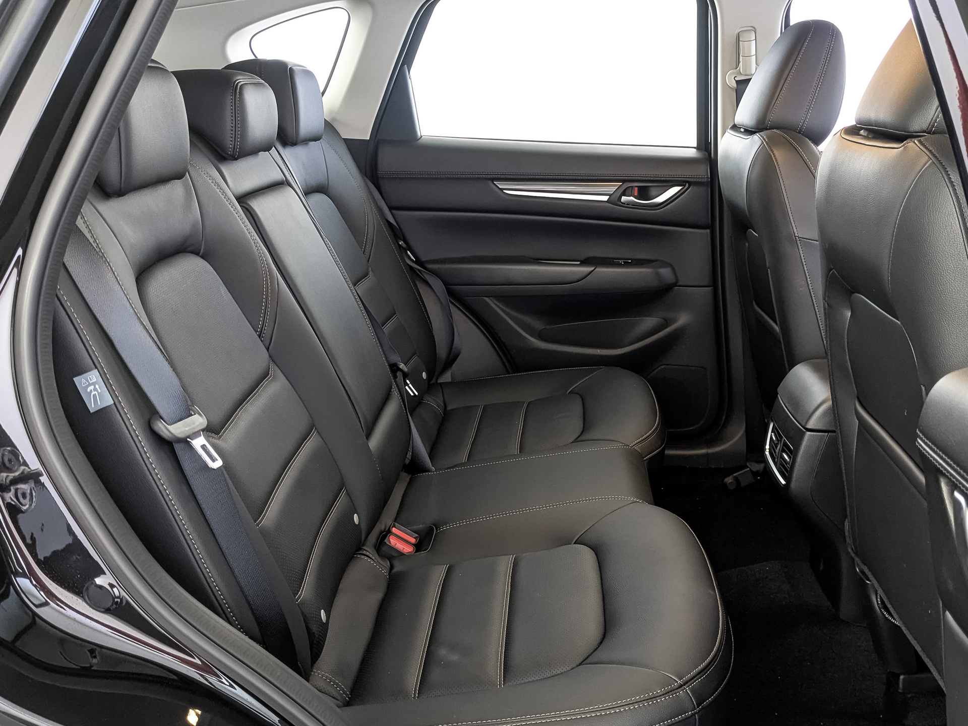 Фото Mazda CX-5 Supreme 2.0L/155 6AT 2WD