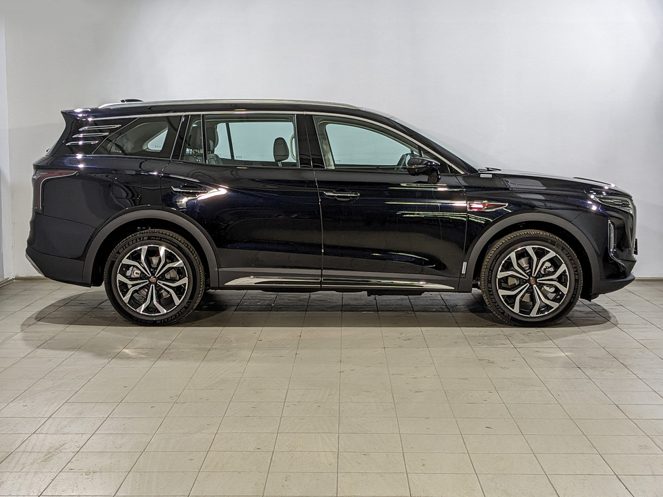 Hongqi HS7 Deluxe 2.0T/245 8AT 4WD