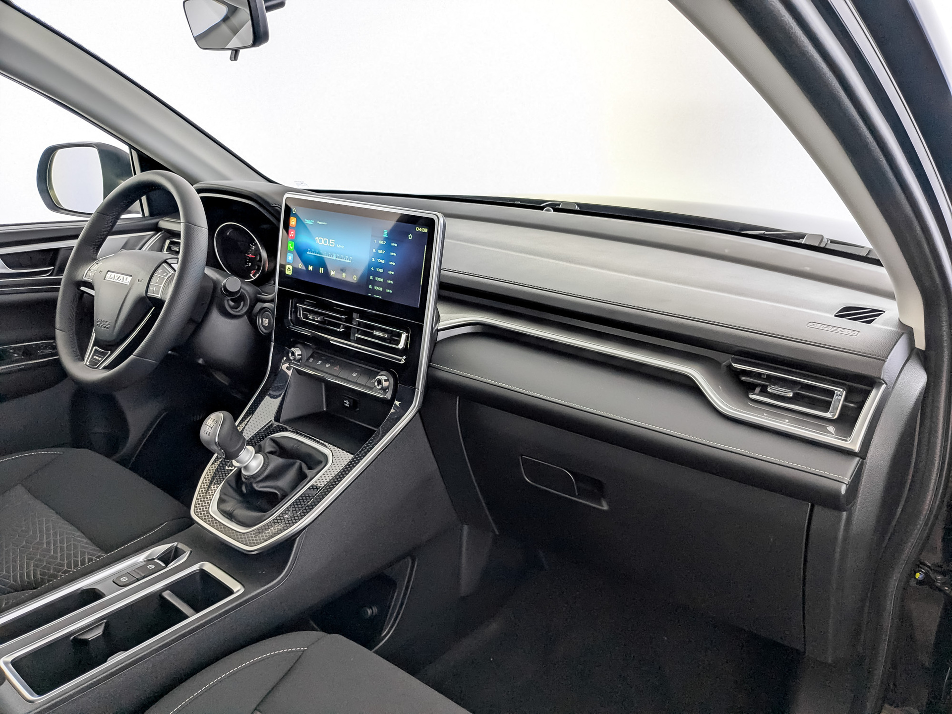Фото Haval M6 Оптимум 1.5T/143 6MT 2WD