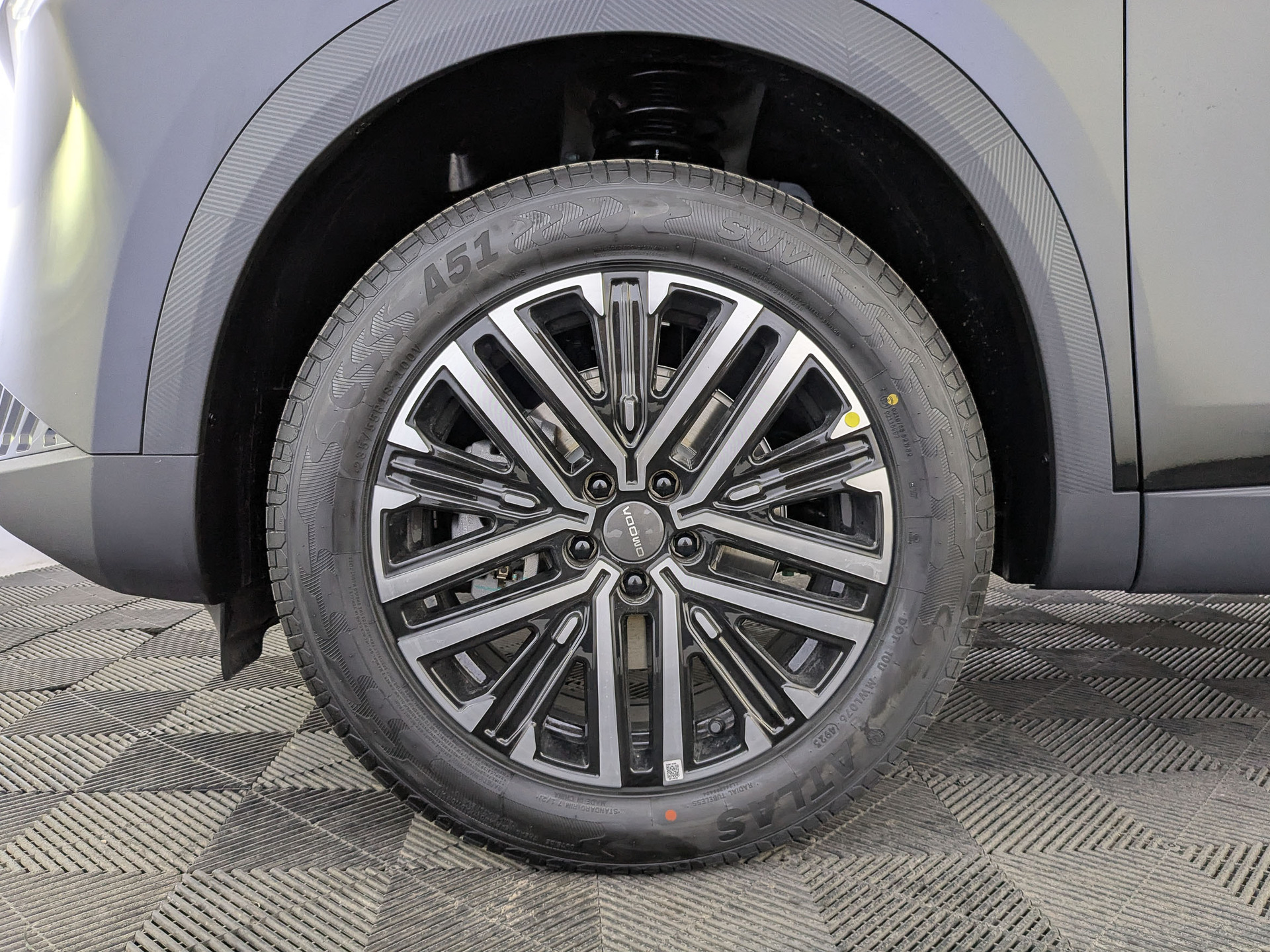 Фото Omoda C7 Драйв 1.6T/150 7RT 2WD