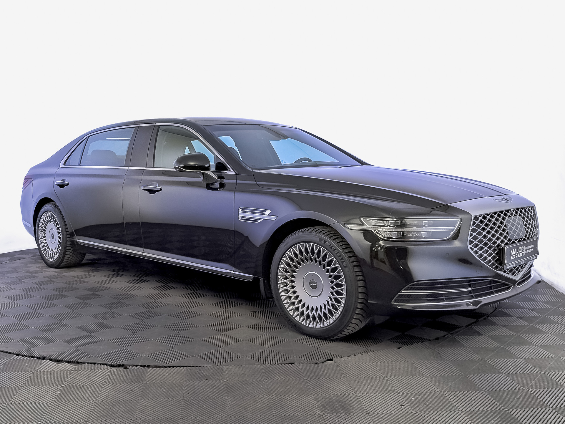 GENESIS G90 5.00 (413 л.с), автомат, 2021, пробег 53 304 км