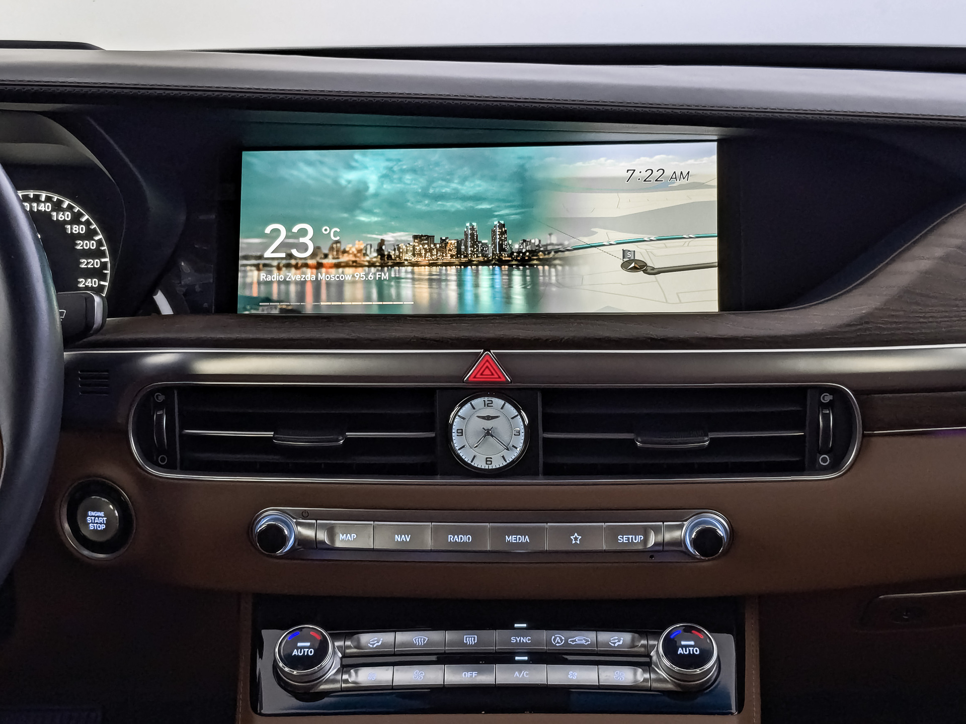 GENESIS G90 5.00 (413 л.с), автомат, 2021, пробег 53 304 км