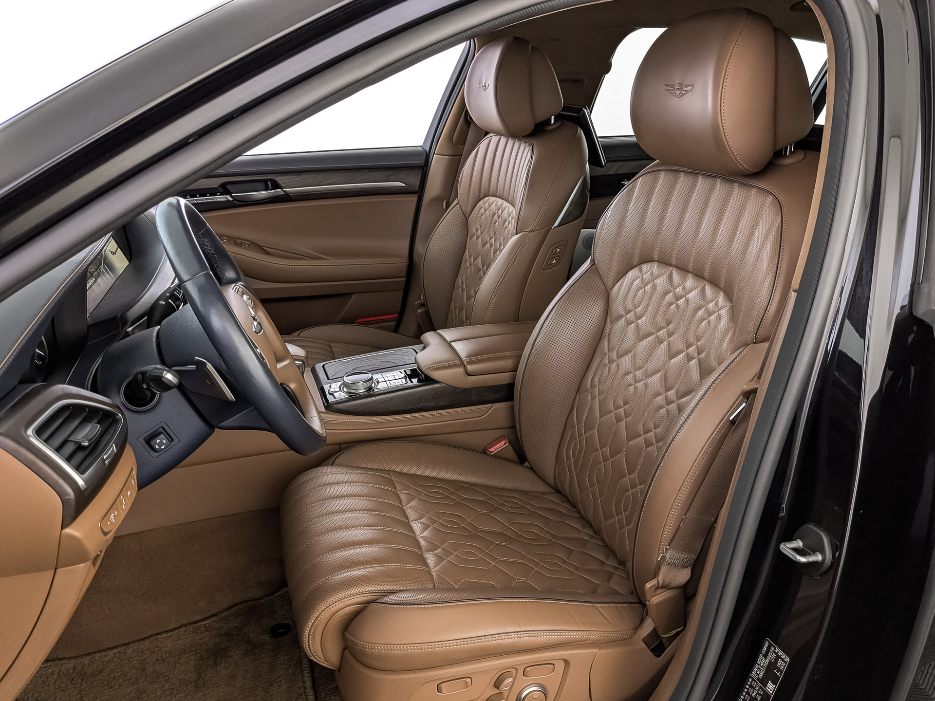 GENESIS G90 5.00 (413 л.с), автомат, 2021, пробег 53 304 км