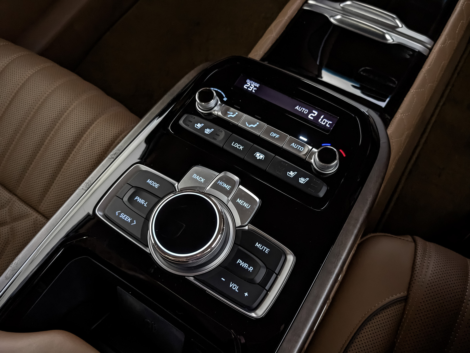 GENESIS G90 5.00 (413 л.с), автомат, 2021, пробег 53 304 км