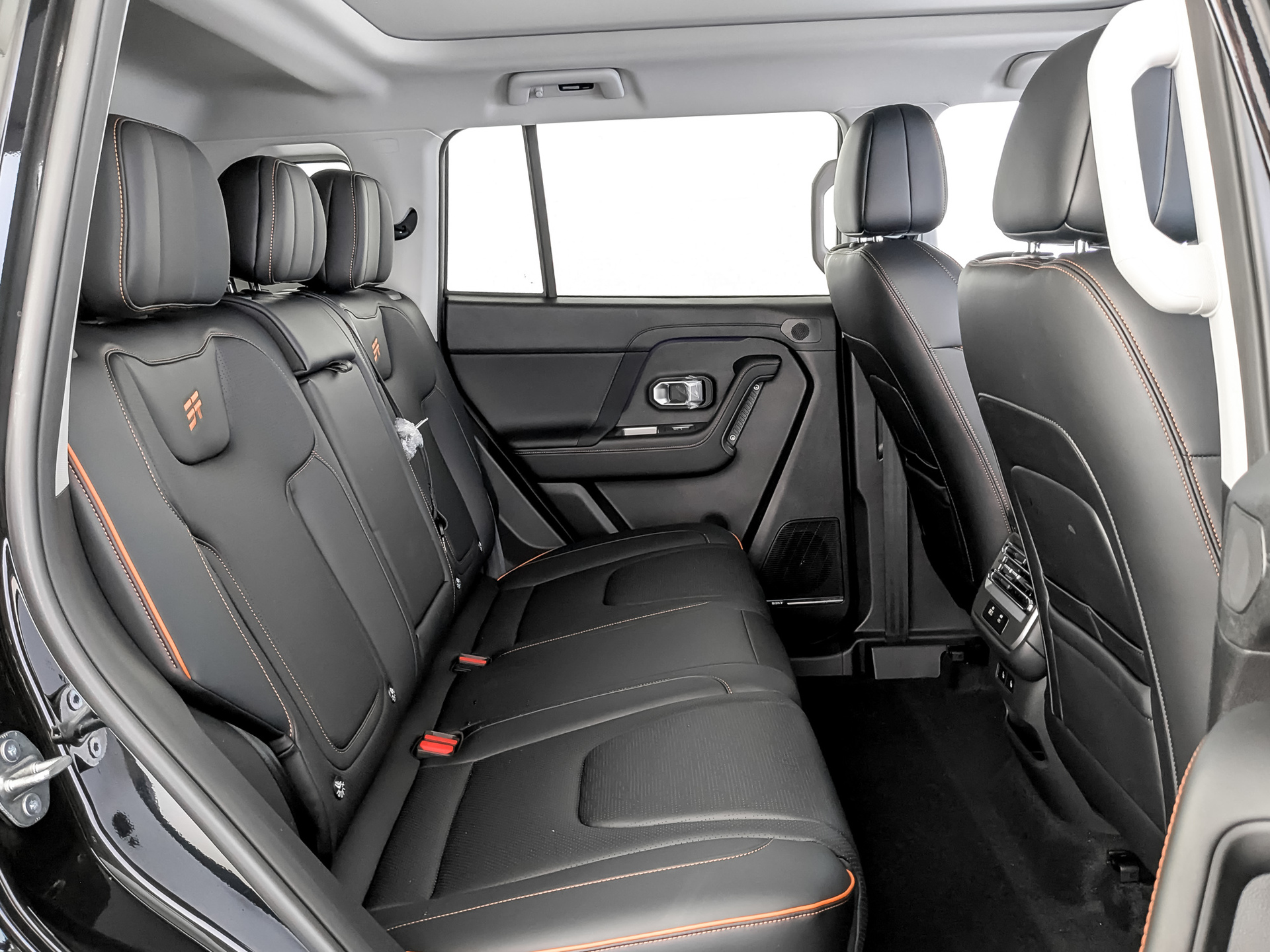 Фото Jetour T1 Премиум (Luxury) 2.0T/245 8AT 4WD