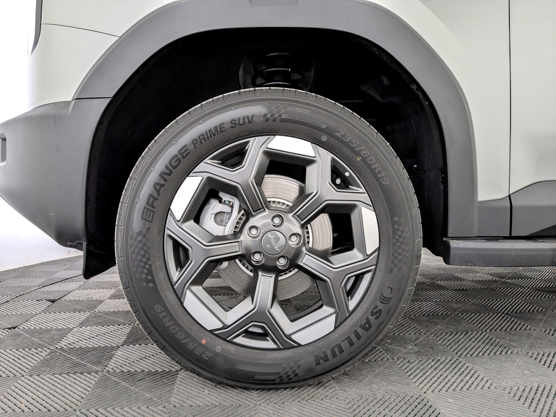 Фото Jetour T1 Премиум (Luxury) 2.0T/245 8AT 4WD