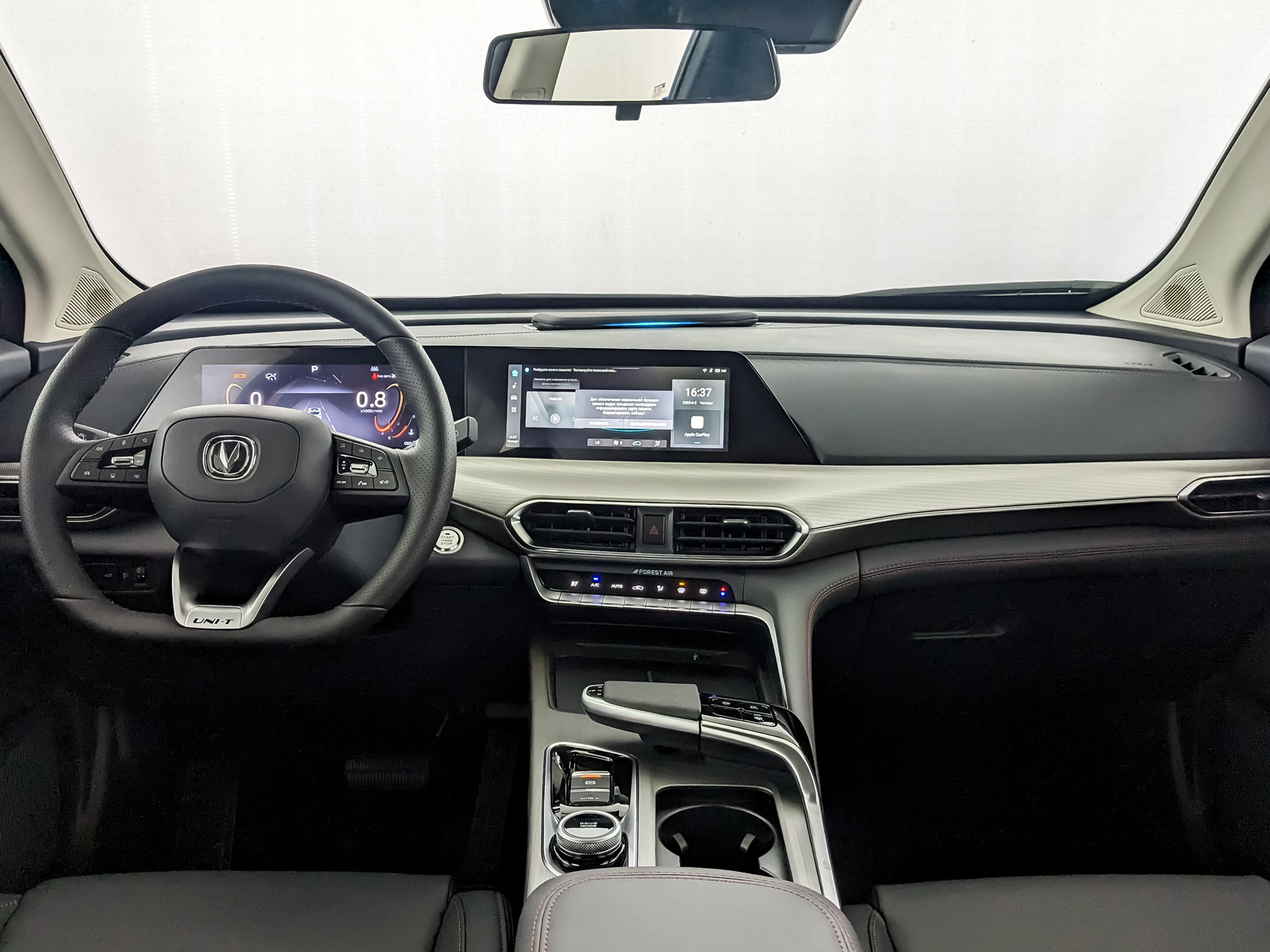 Фото Changan UNI-T Техно 1.5T/167 7RT Передний привод