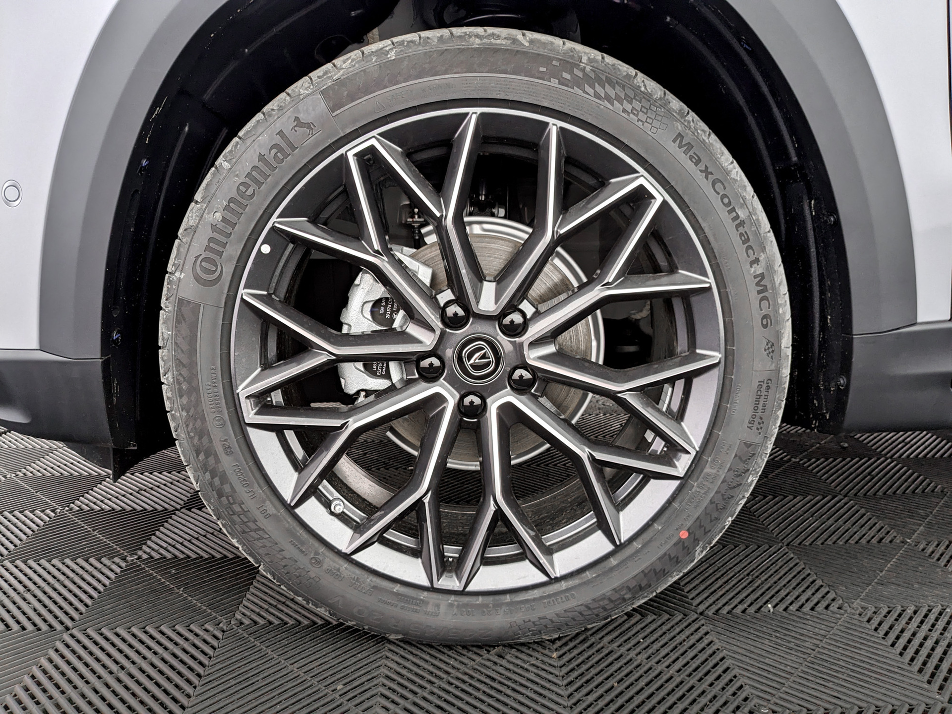 Фото Changan UNI-T Техно 1.5T/167 7RT Передний привод