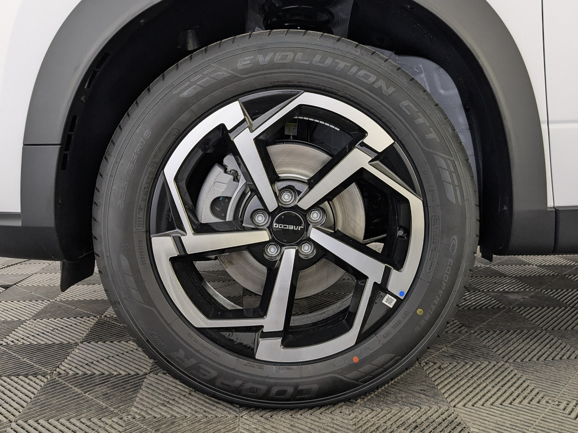 Фото JAECOO J7 Актив LP FL 1,6T/150 7RTT 2WD