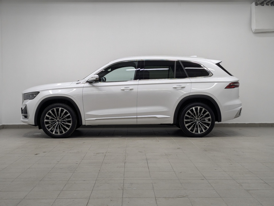 Monjaro Flagship SE 2.0T/238 8AT 4WD