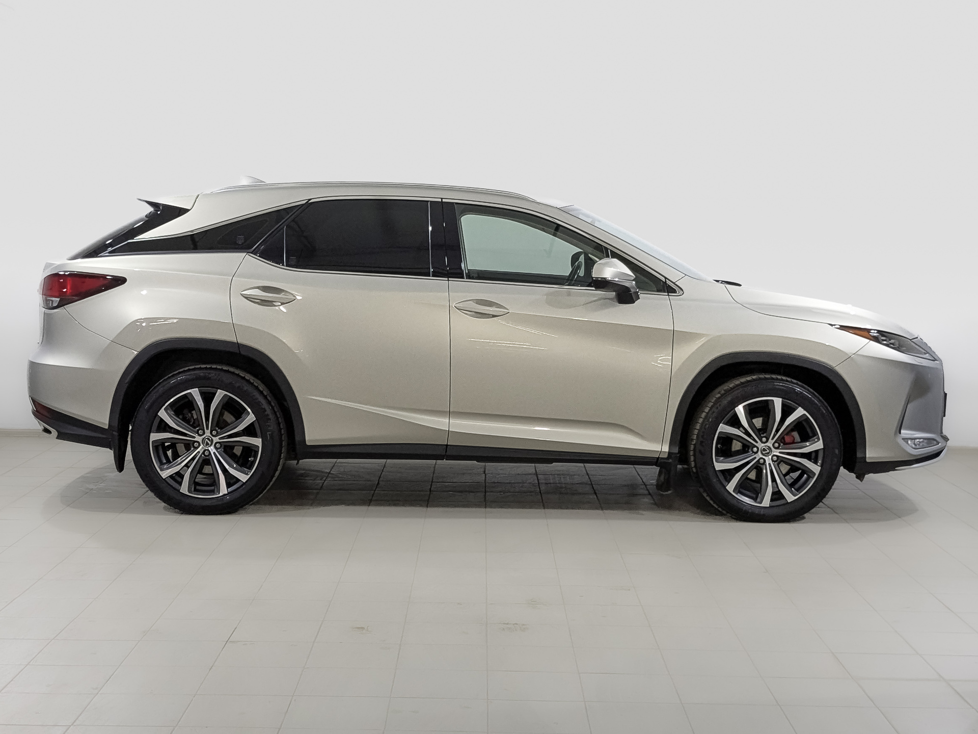 LEXUS RX 2.00 (238 л.с), автомат, 2021, пробег 112 727 км