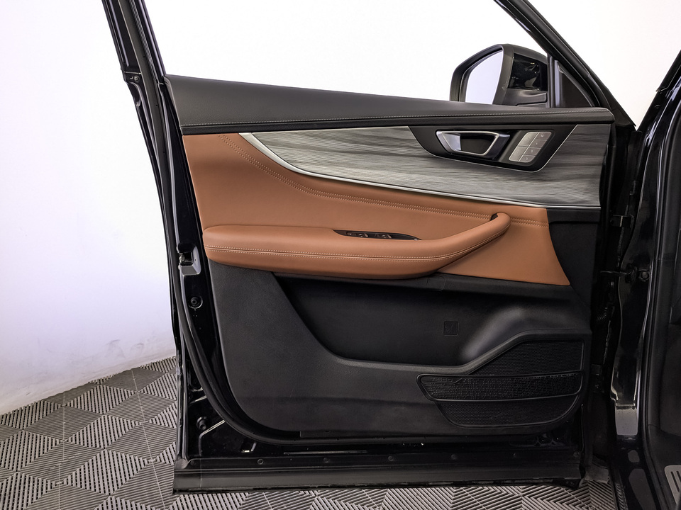 Фото Chery Tiggo 8 Pro с пробегом 6882 км