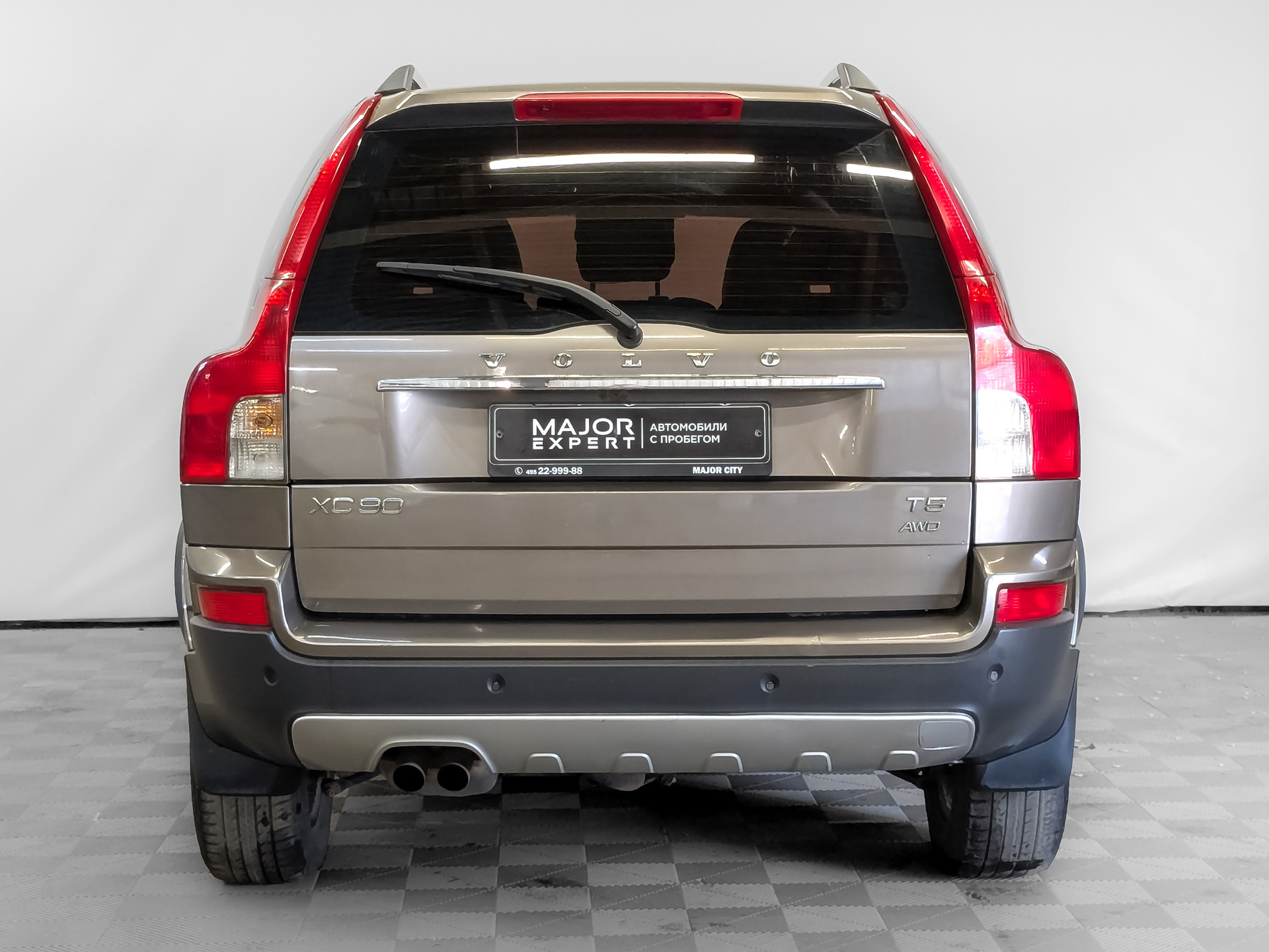 VOLVO XC90 2.50 (210 л.с), автомат, 2011, пробег 135 512 км