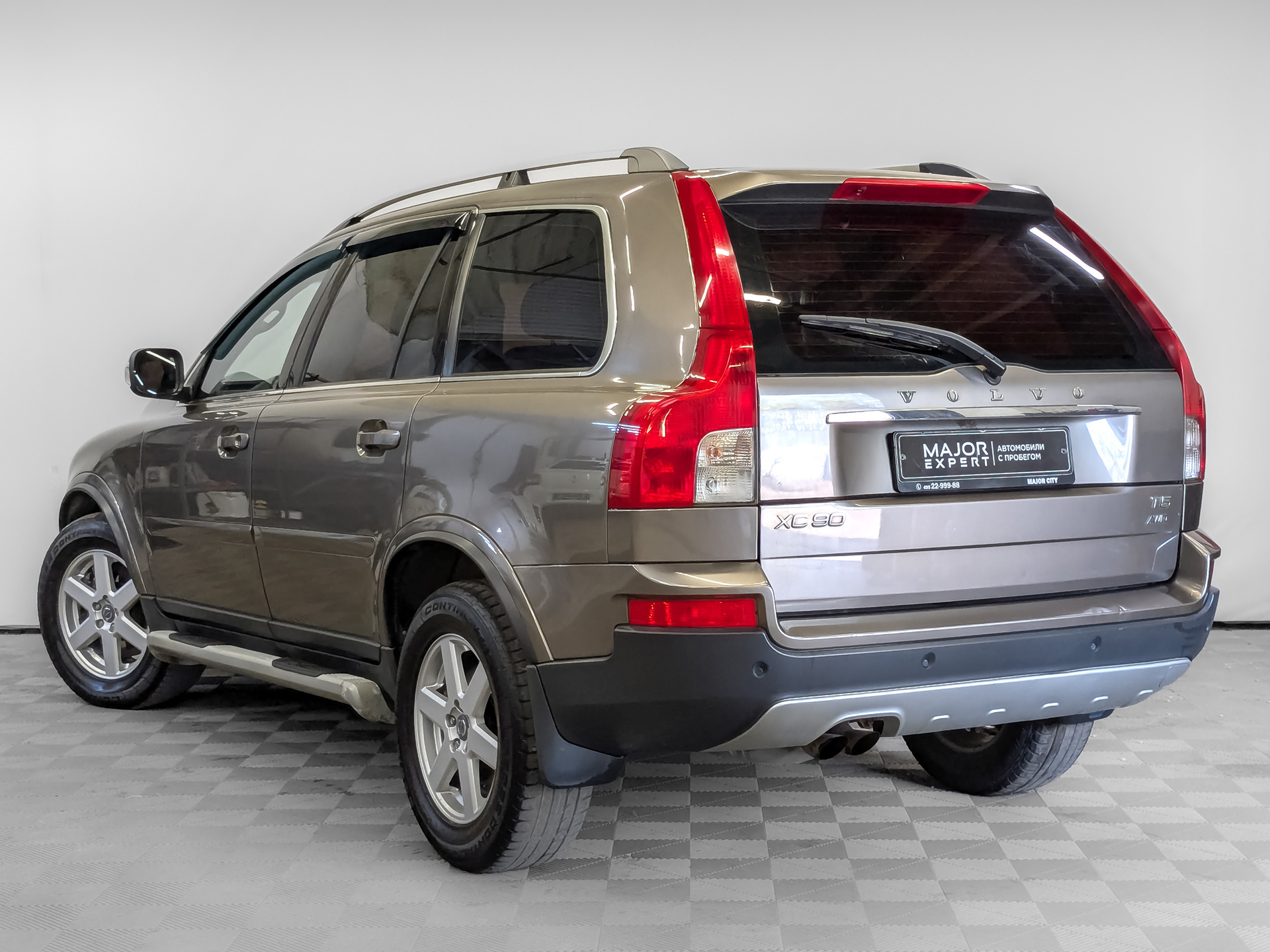 VOLVO XC90 2.50 (210 л.с), автомат, 2011, пробег 135 512 км