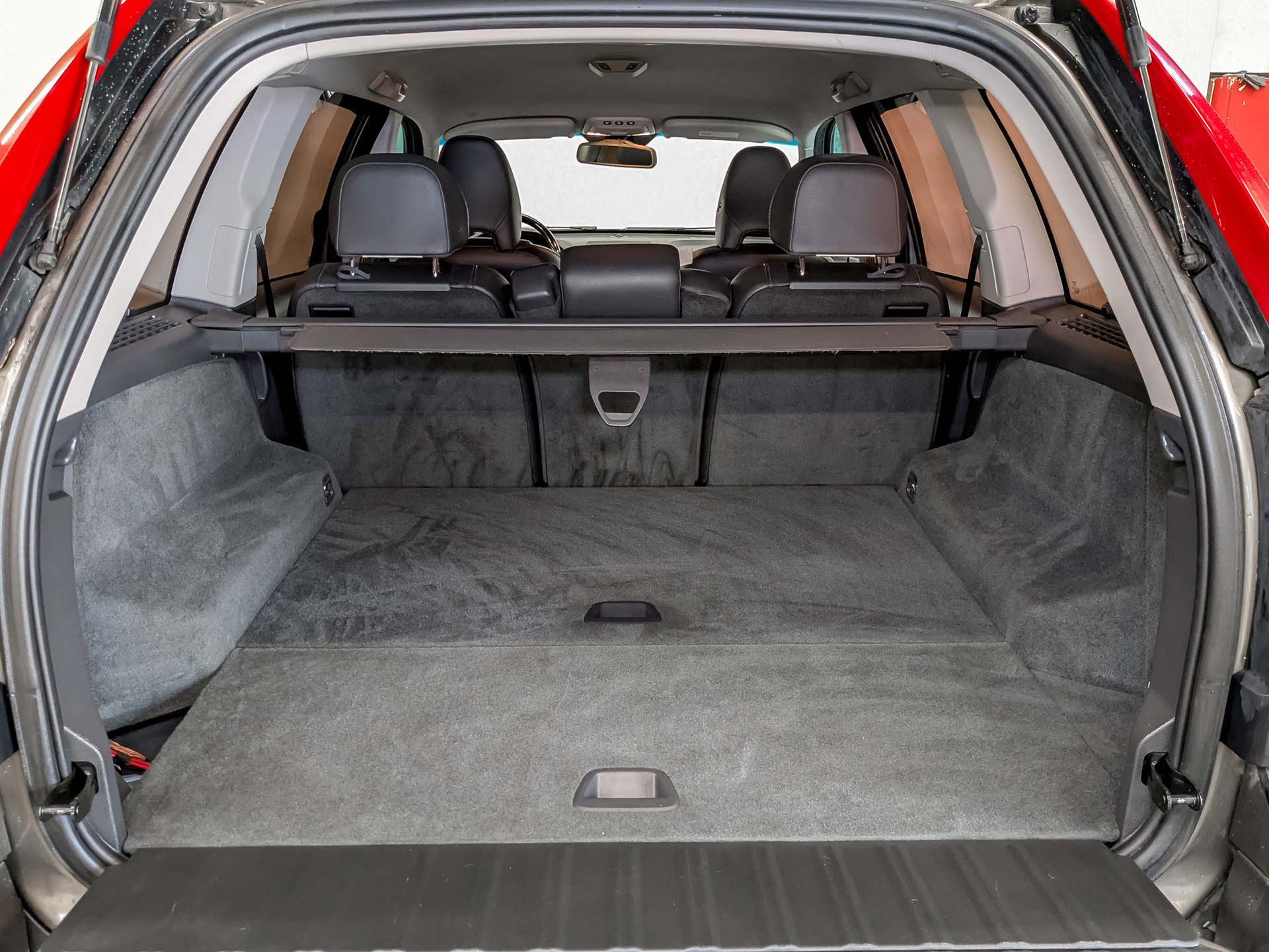 VOLVO XC90 2.50 (210 л.с), автомат, 2011, пробег 135 512 км